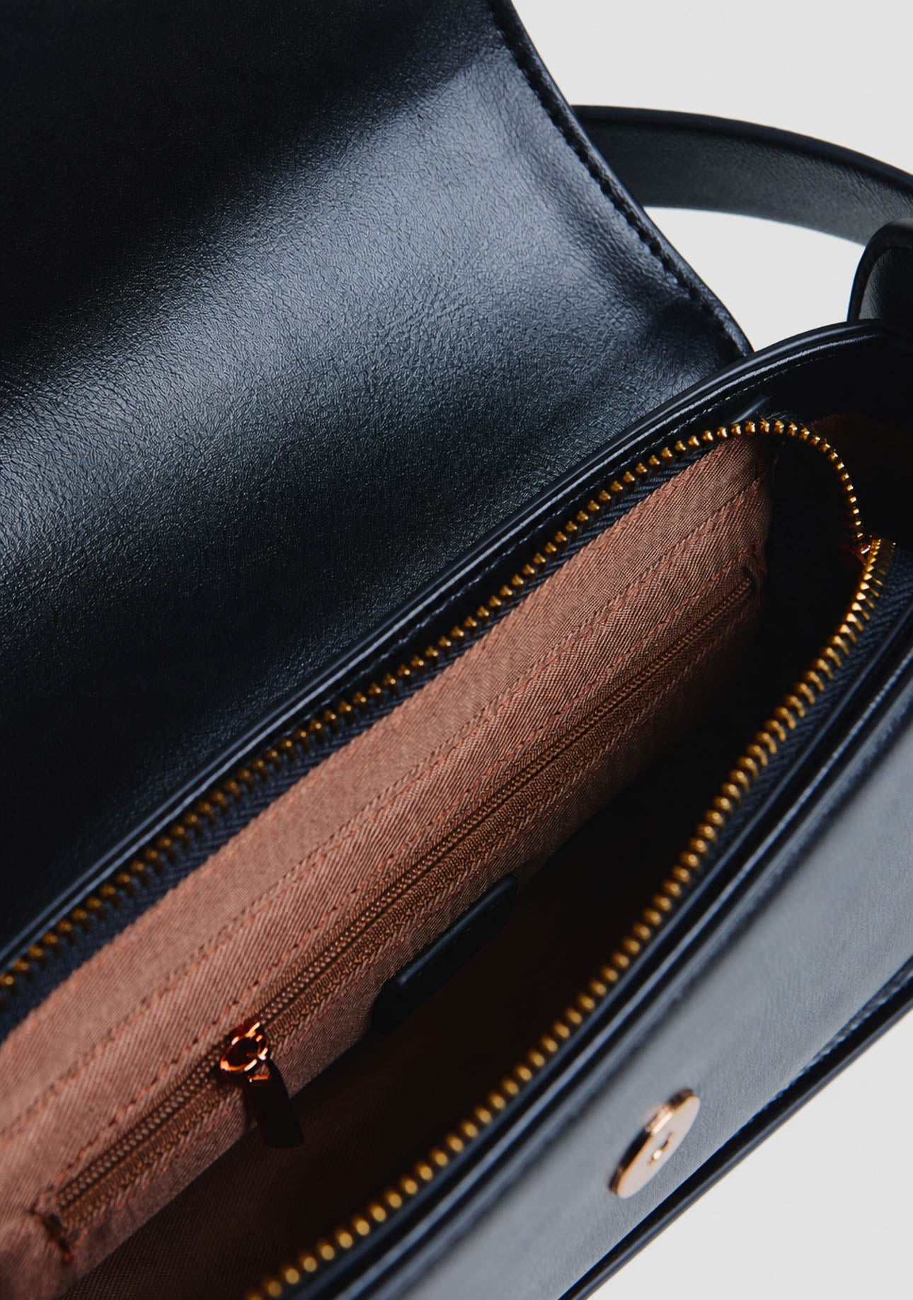 Maverick Bag - Black