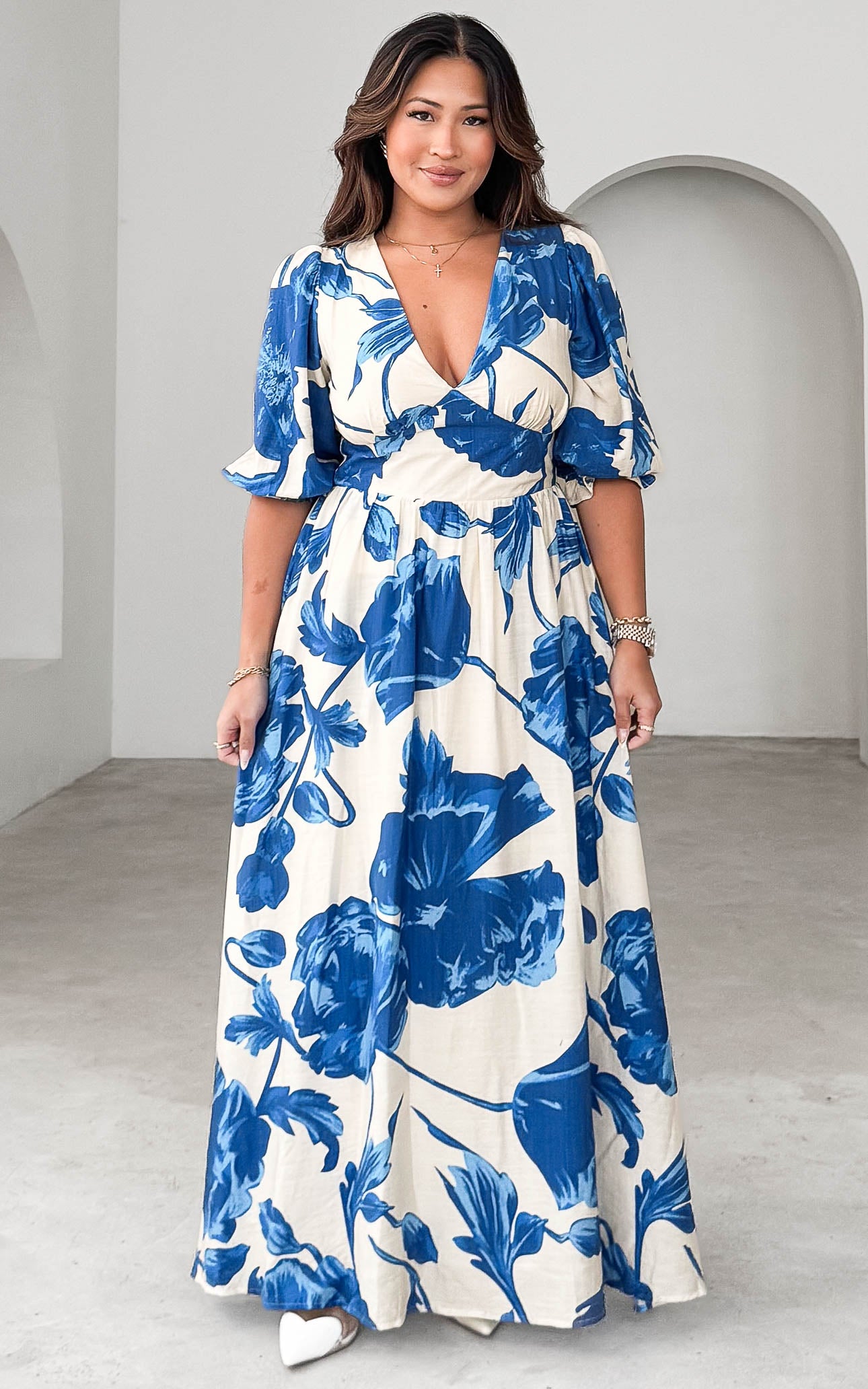 Aretha Three Quarter Sleeve Maxi Dress - Cream Blue Floral By Amica Aretha Three Quarter Sleeve Maxi Dress - Cream Blue Floral By Amica