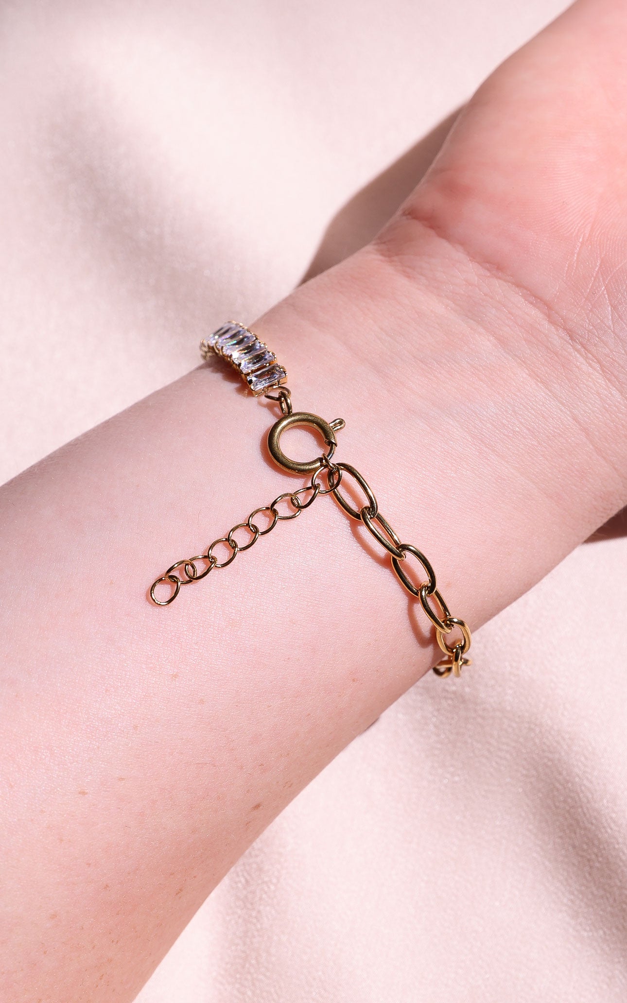 Diamara Bracelet - Gold Lock Diamante Chain