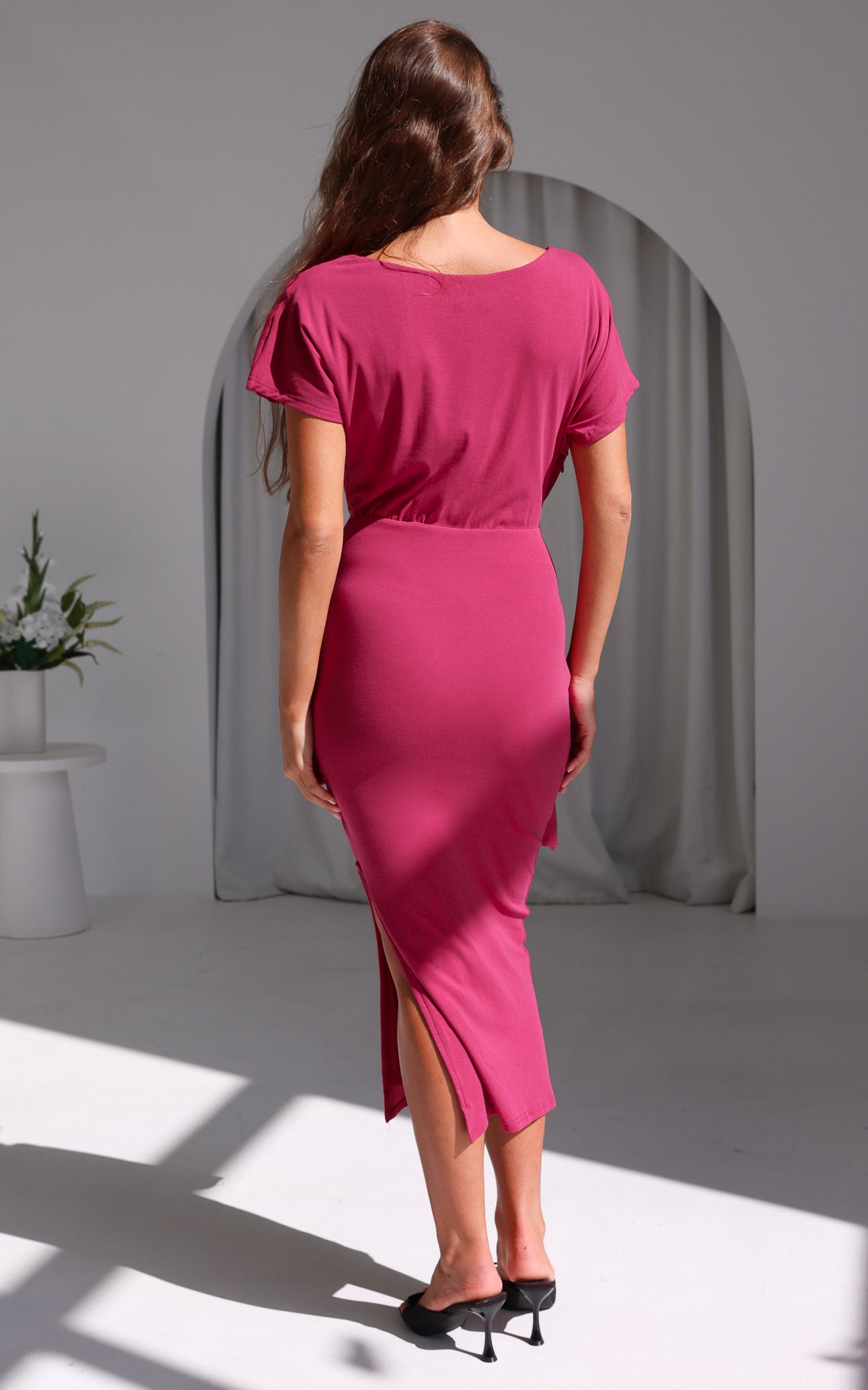 Kobe Short Sleeve Midi Dress - Plum