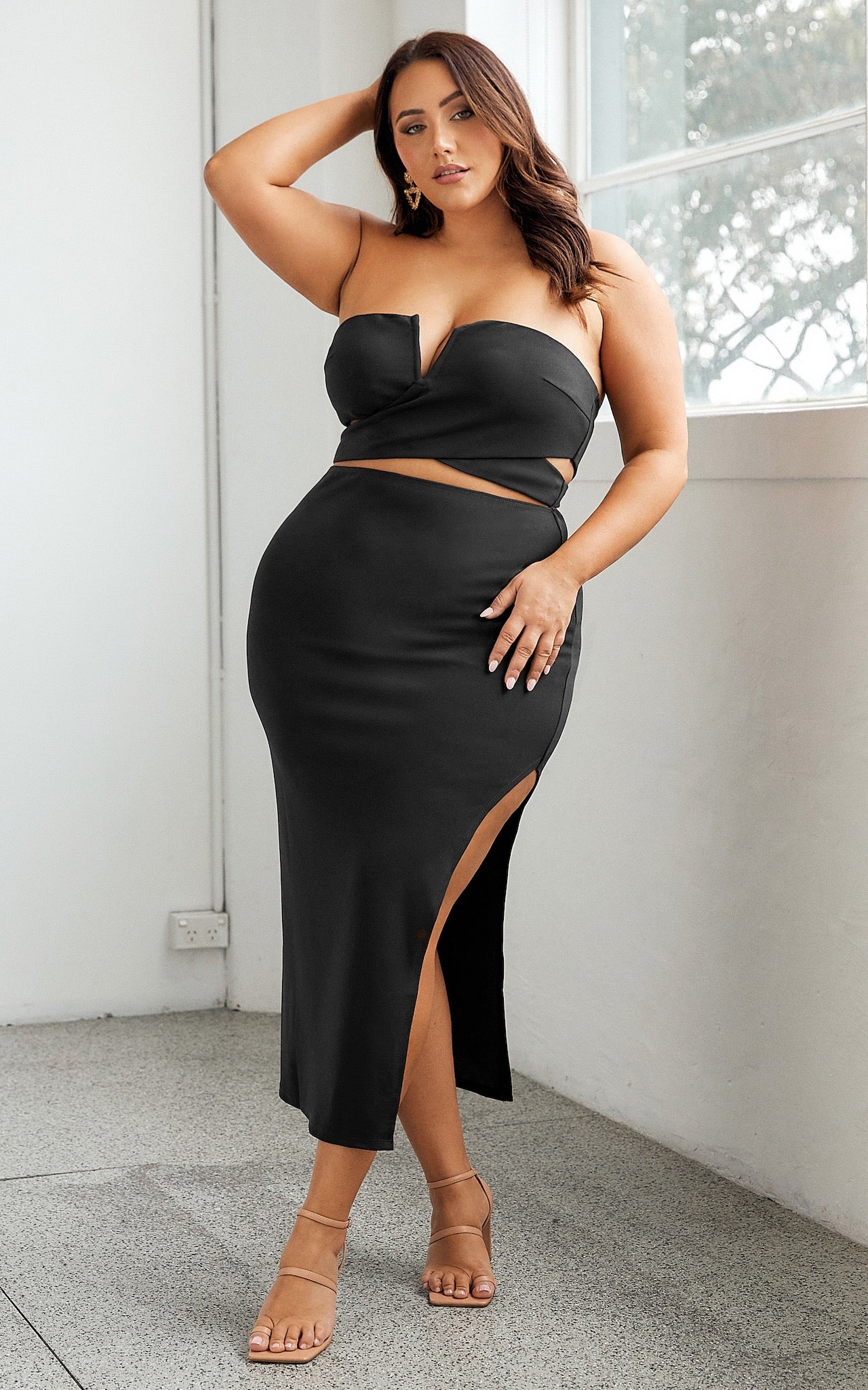 bandeau cut out midi dress Bandeau Cut Out Knot Detail Maxi Dress In Cream | EGO US