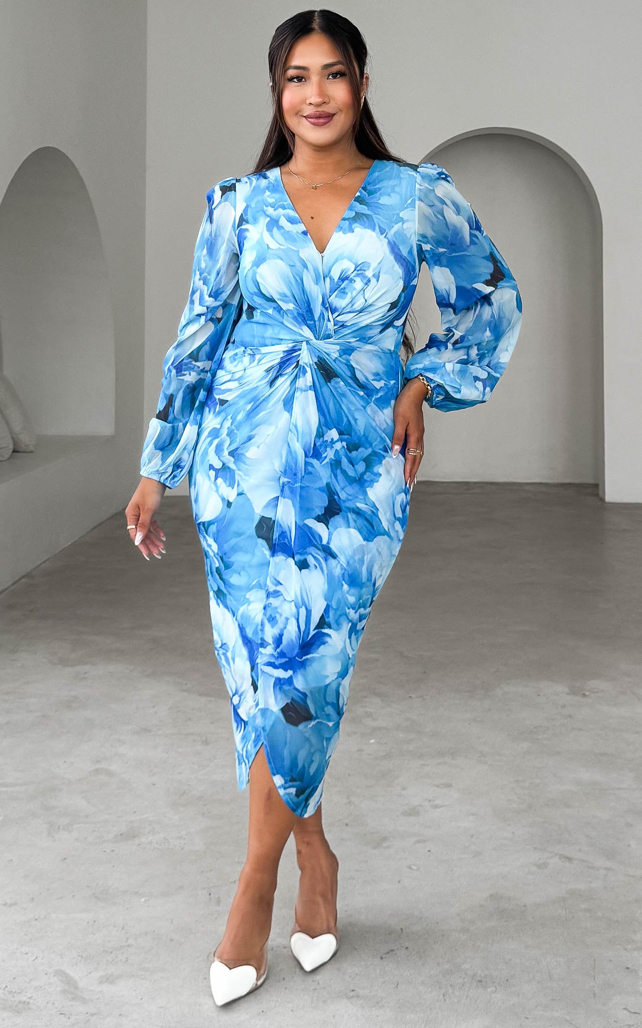 MONTELL V NECK TWIST FRONT LONG BALLOON SLEEVE MIDI DRESS BLUE