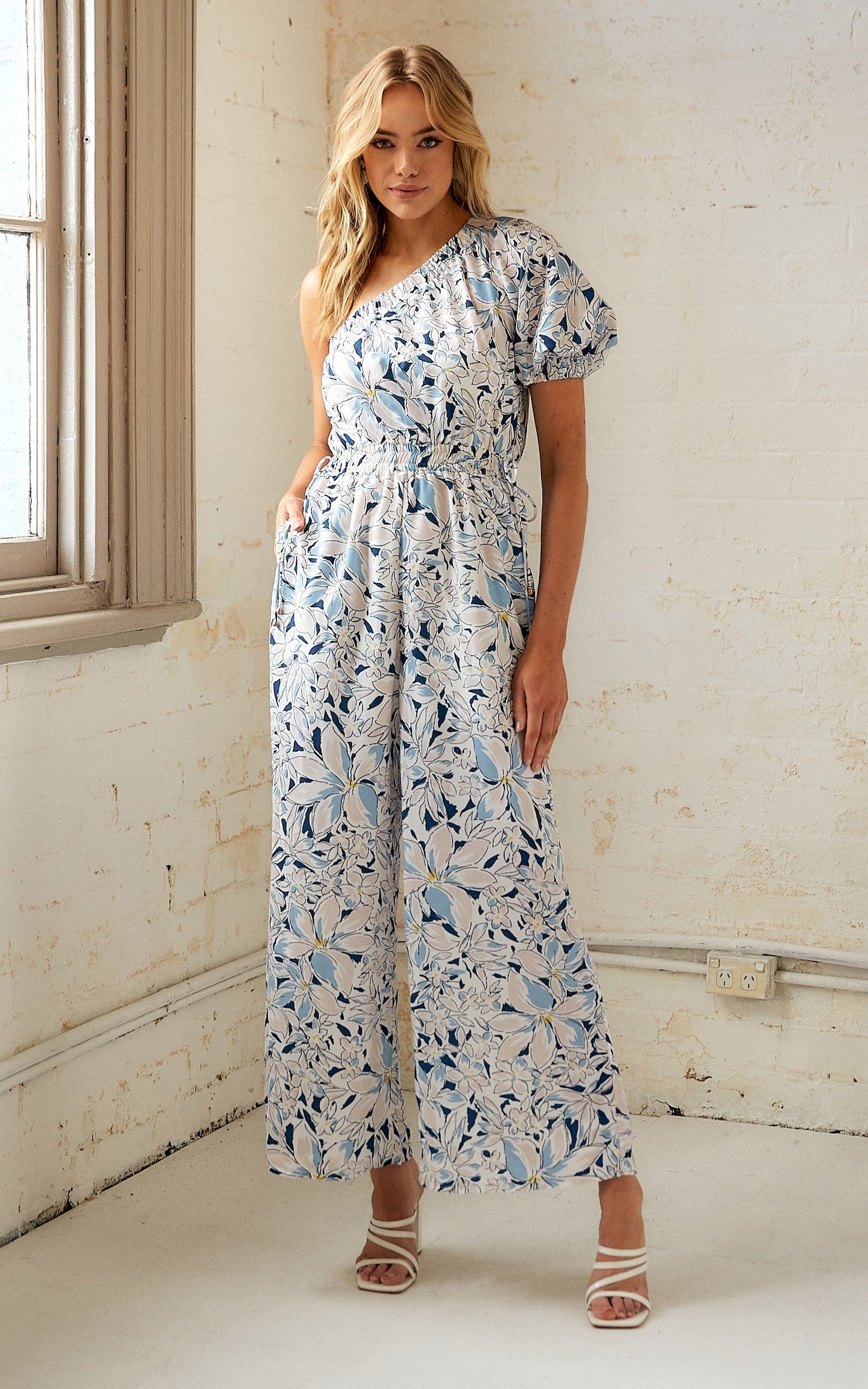 Abilene Jumpsuit - White Blue Floral