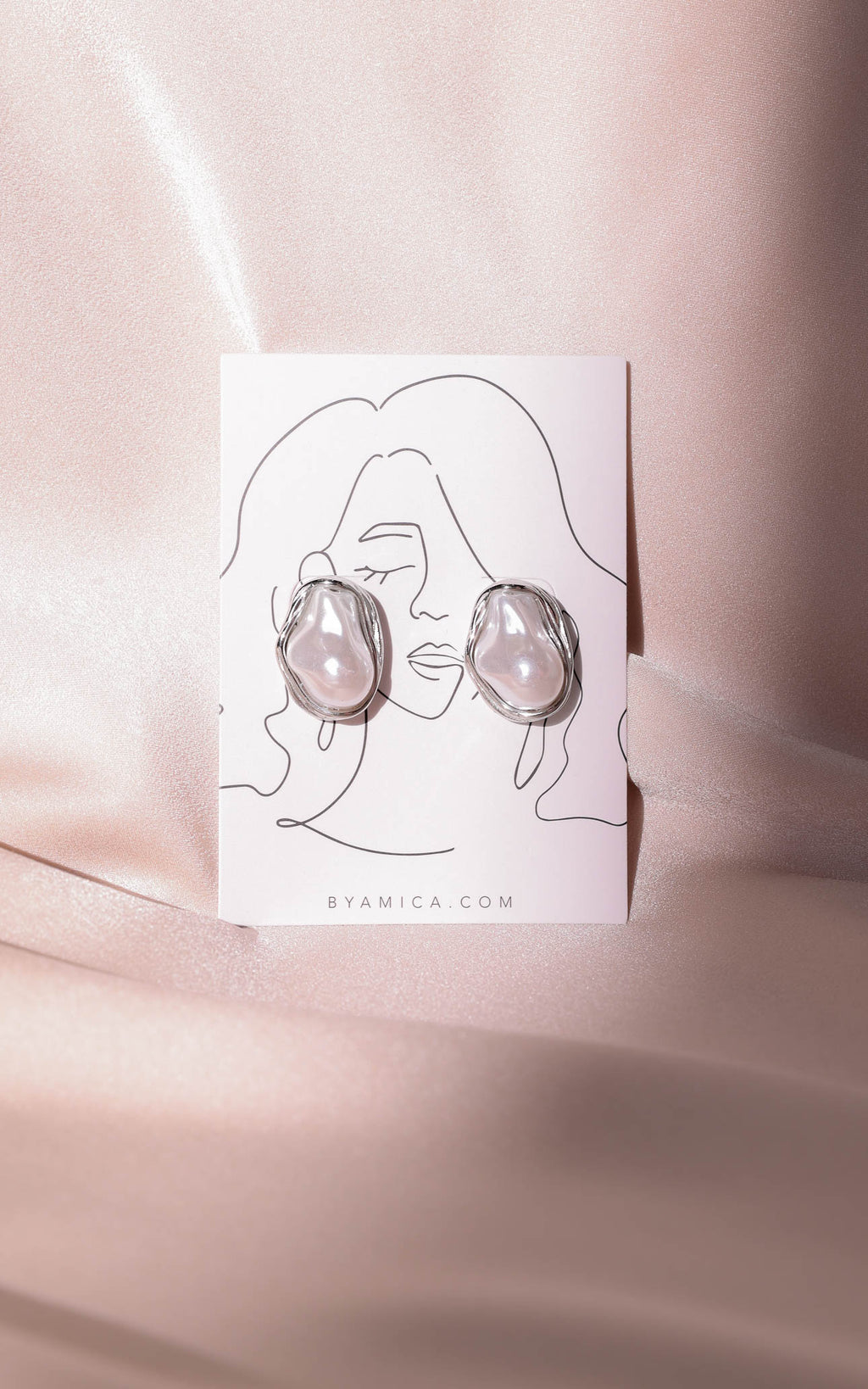 Annalisa Stud Earrings - Silver Abstract Pearl
