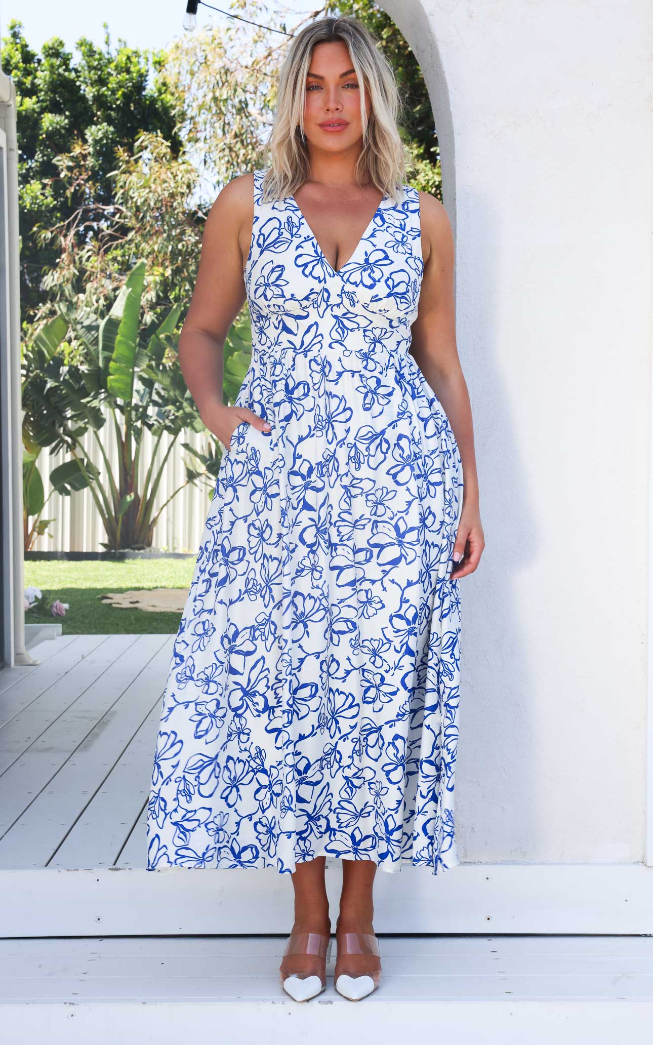 Aretha Sleeveless Maxi Dress - White Blue Floral