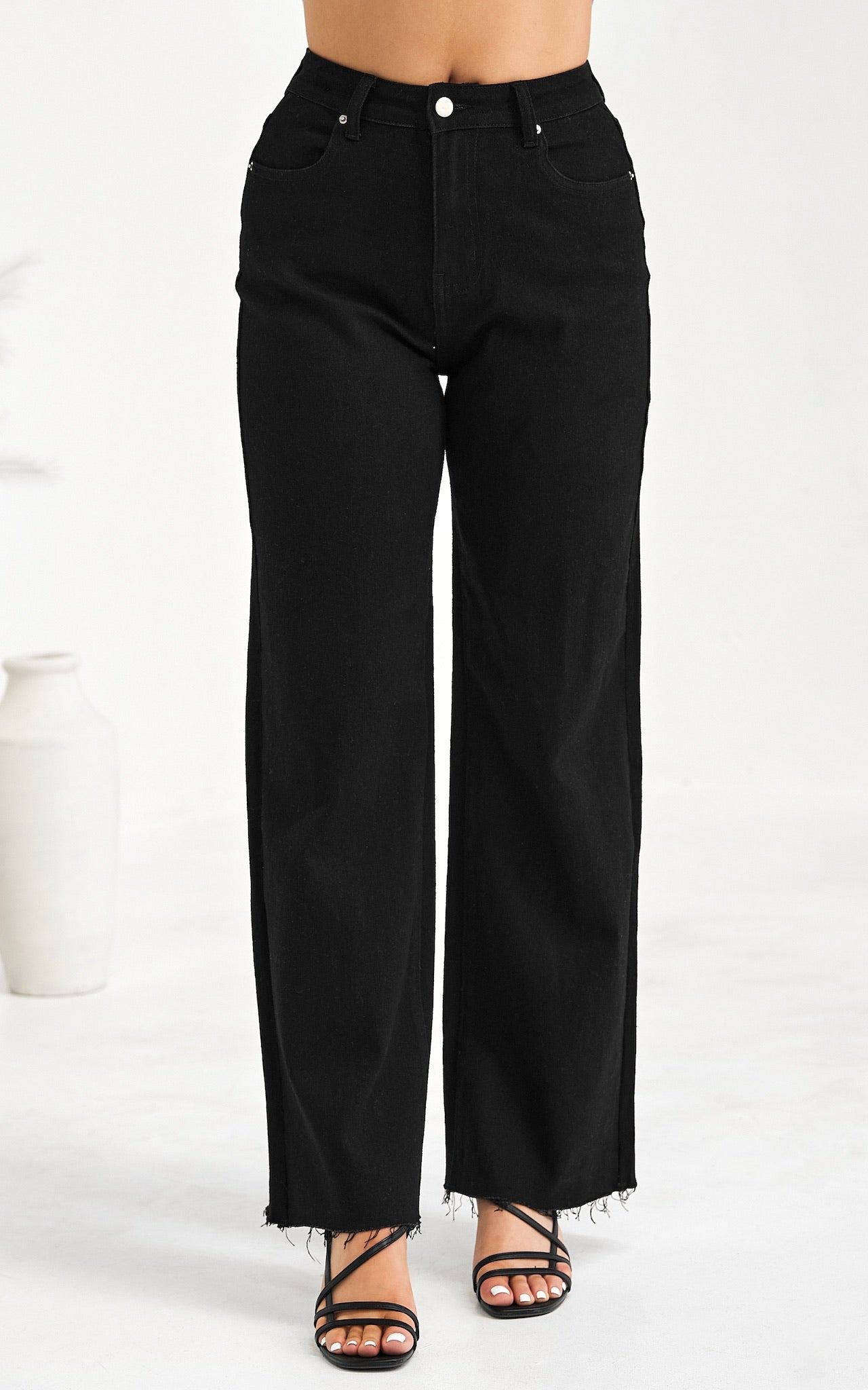 Aubreen Wide Jeans - Black