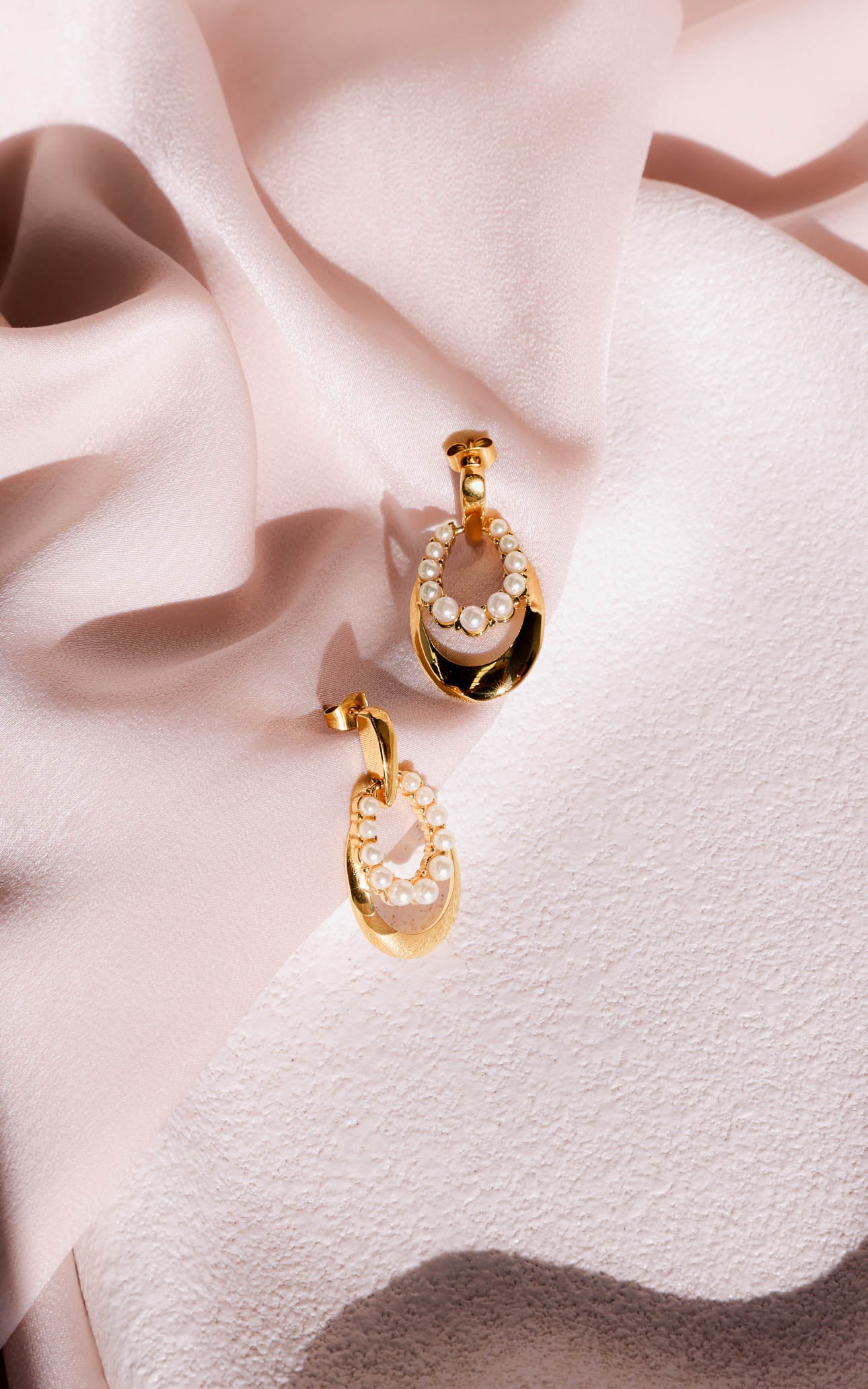 Avenly Drop Stud Earrings - Gold Pearl Oval