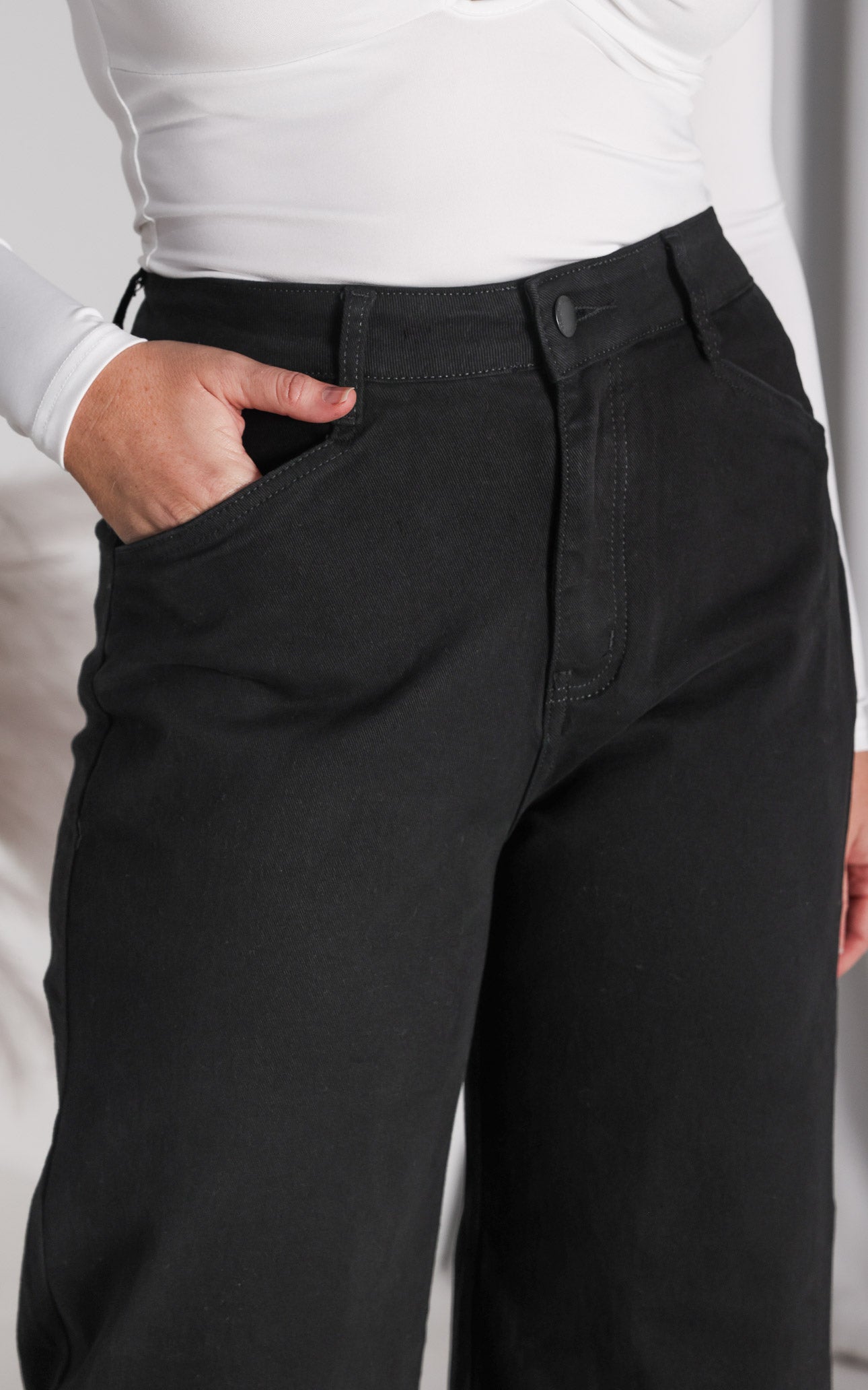 Barnes Jeans - Black