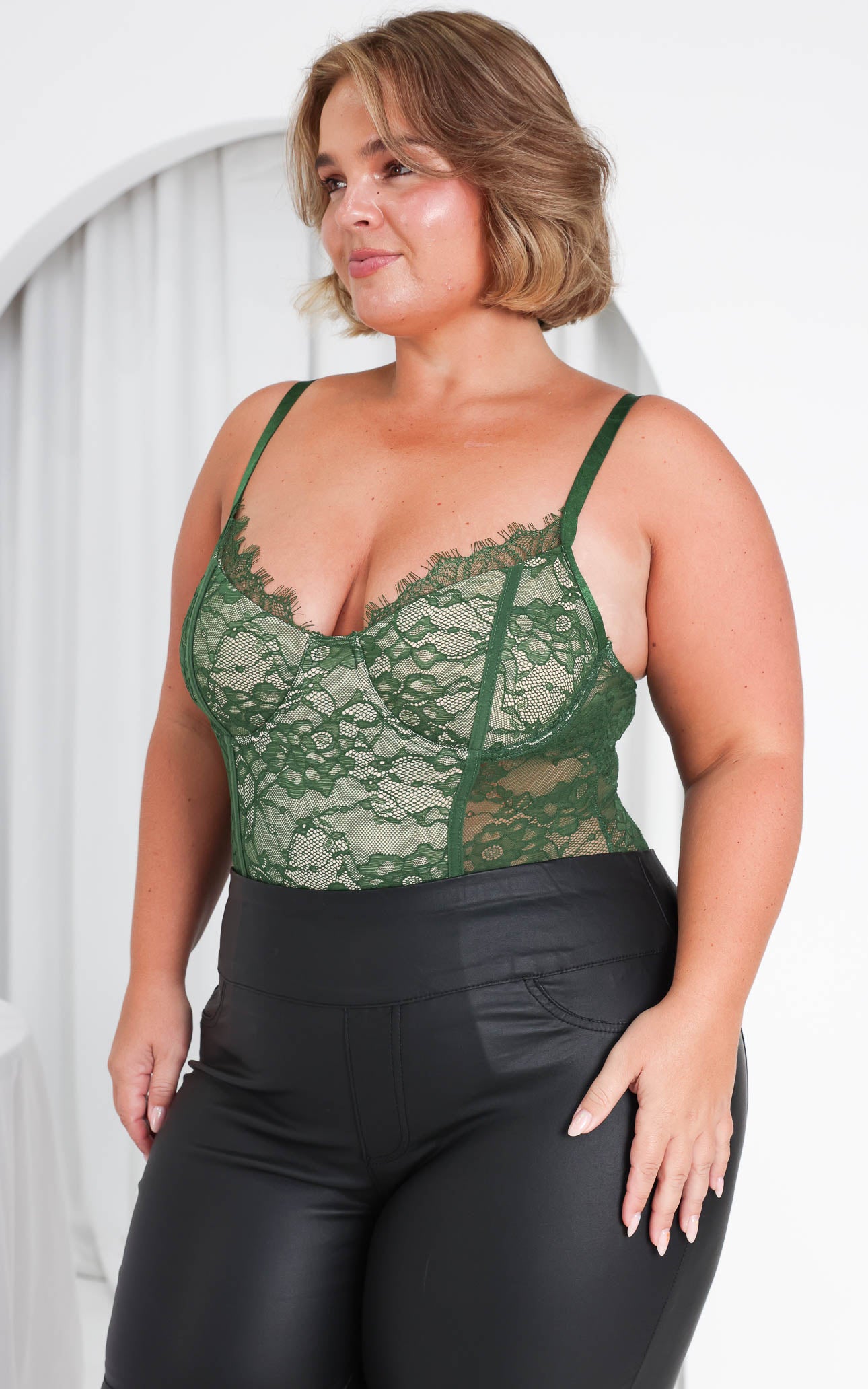 (Preorder) Billie Lace Bodysuit - Emerald Nude