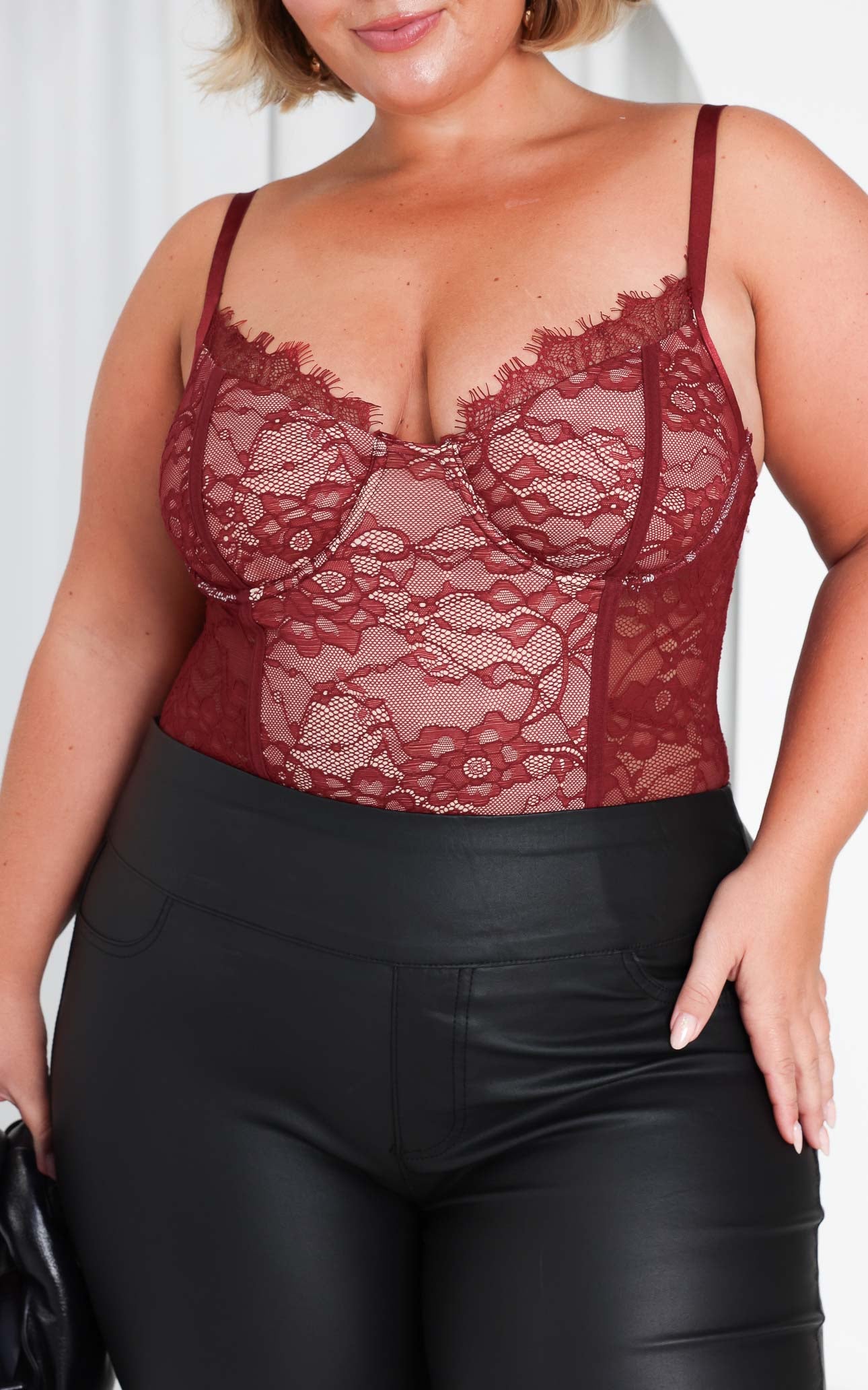 (Preorder) Billie Lace Bodysuit - Wine Nude