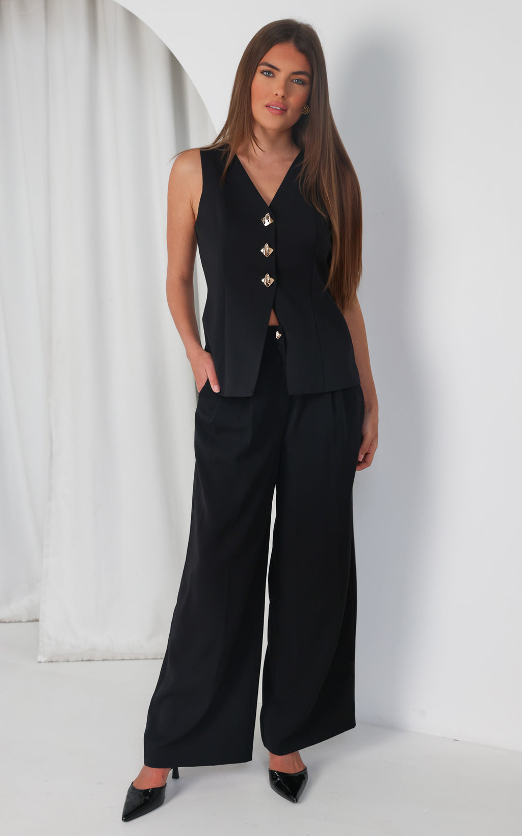 Carson Vest Top - Black