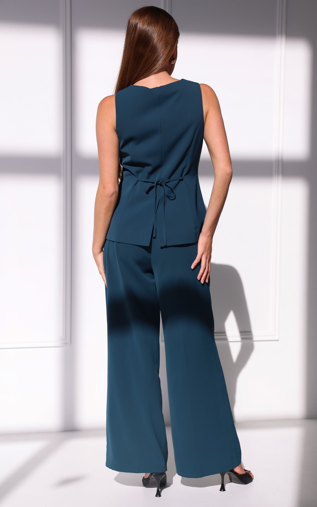Carson Vest Top - Teal Blue