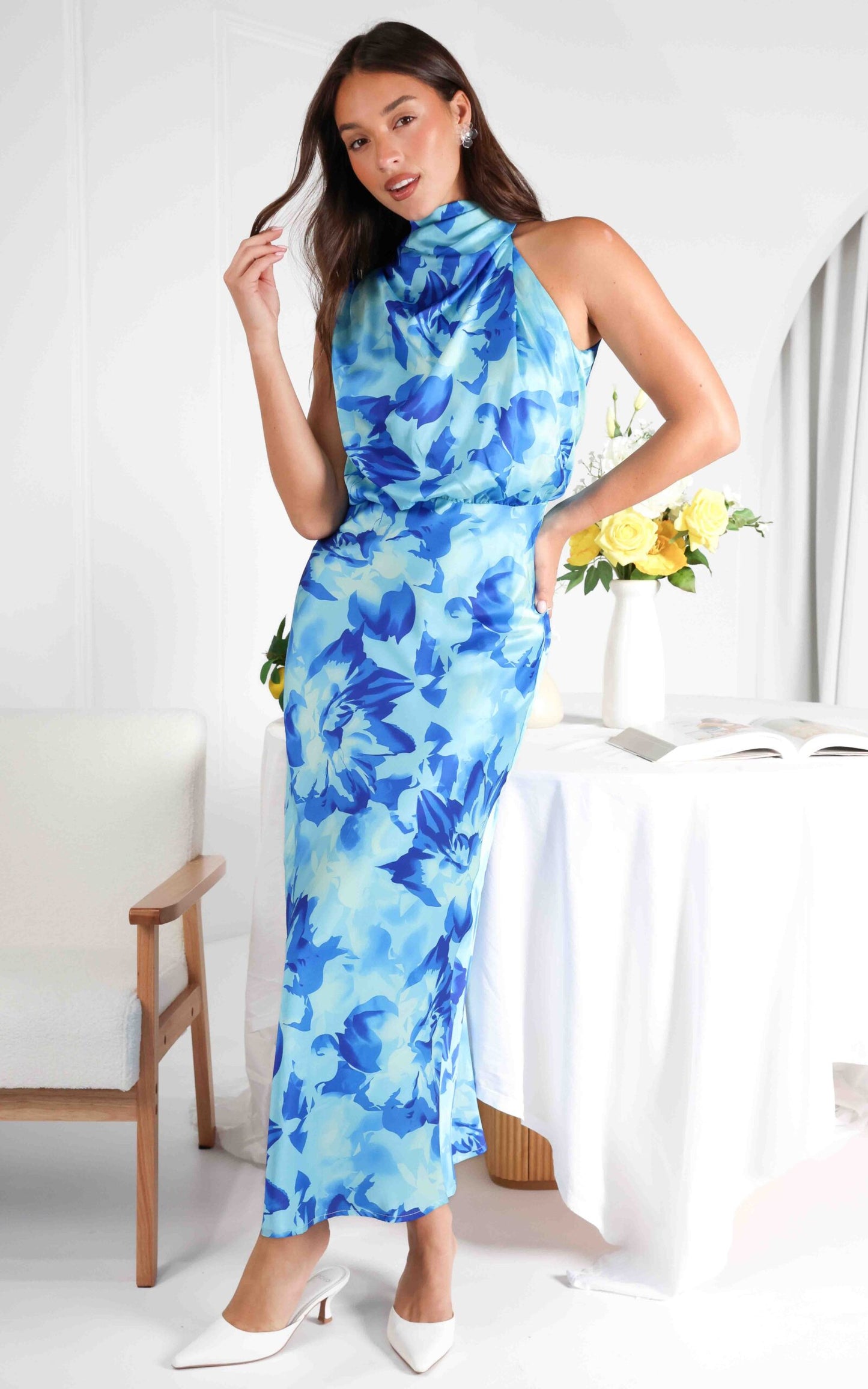 (Preorder) Cobero Maxi Dress - Blue Floral