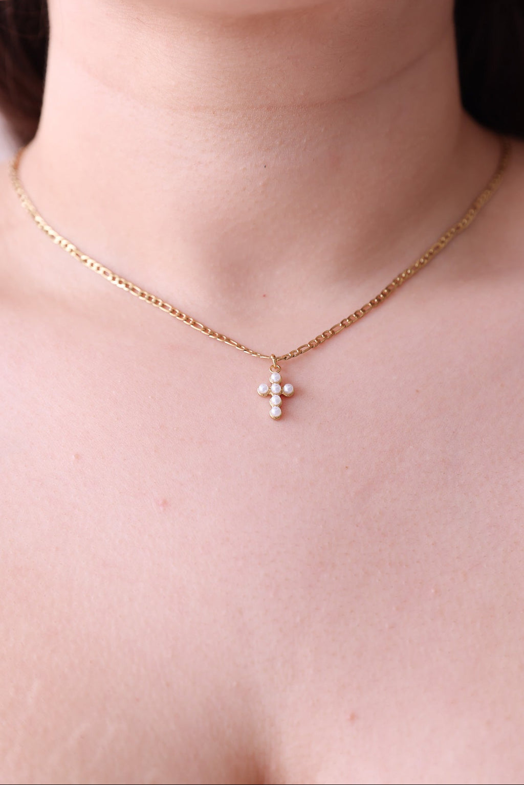 Criss Necklace - Gold Cross Pearl