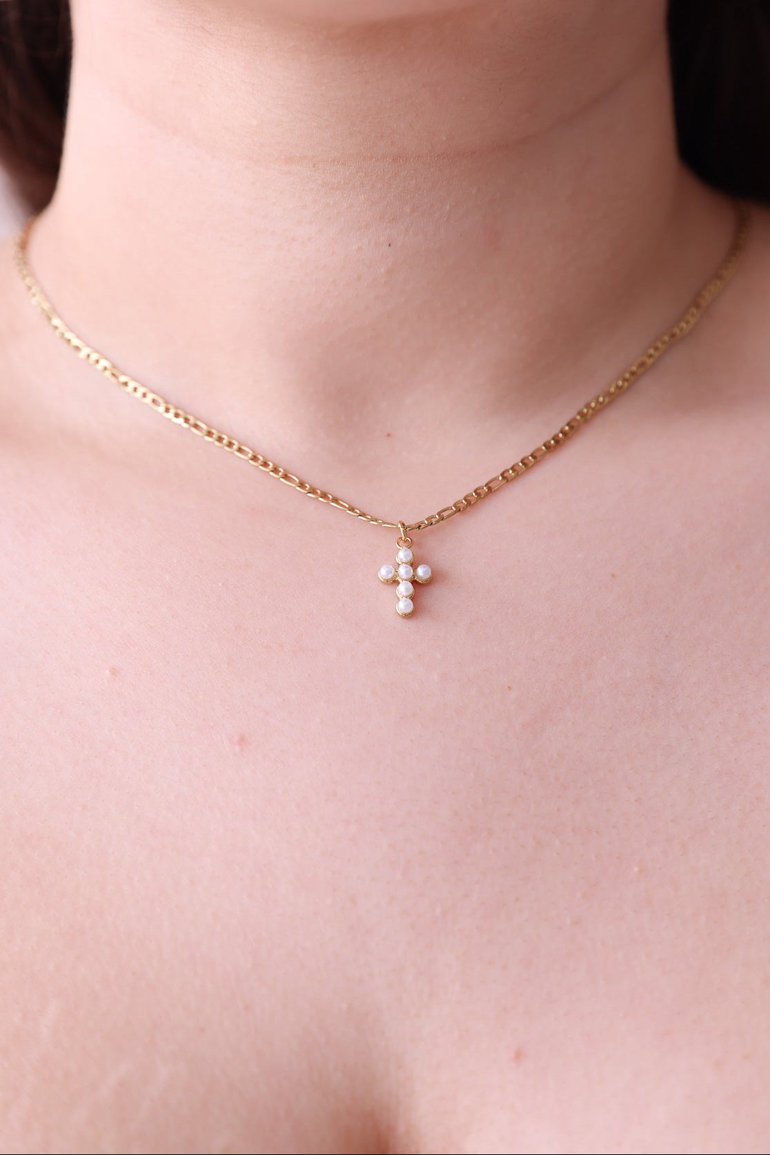 Criss Necklace - Gold Cross Pearl