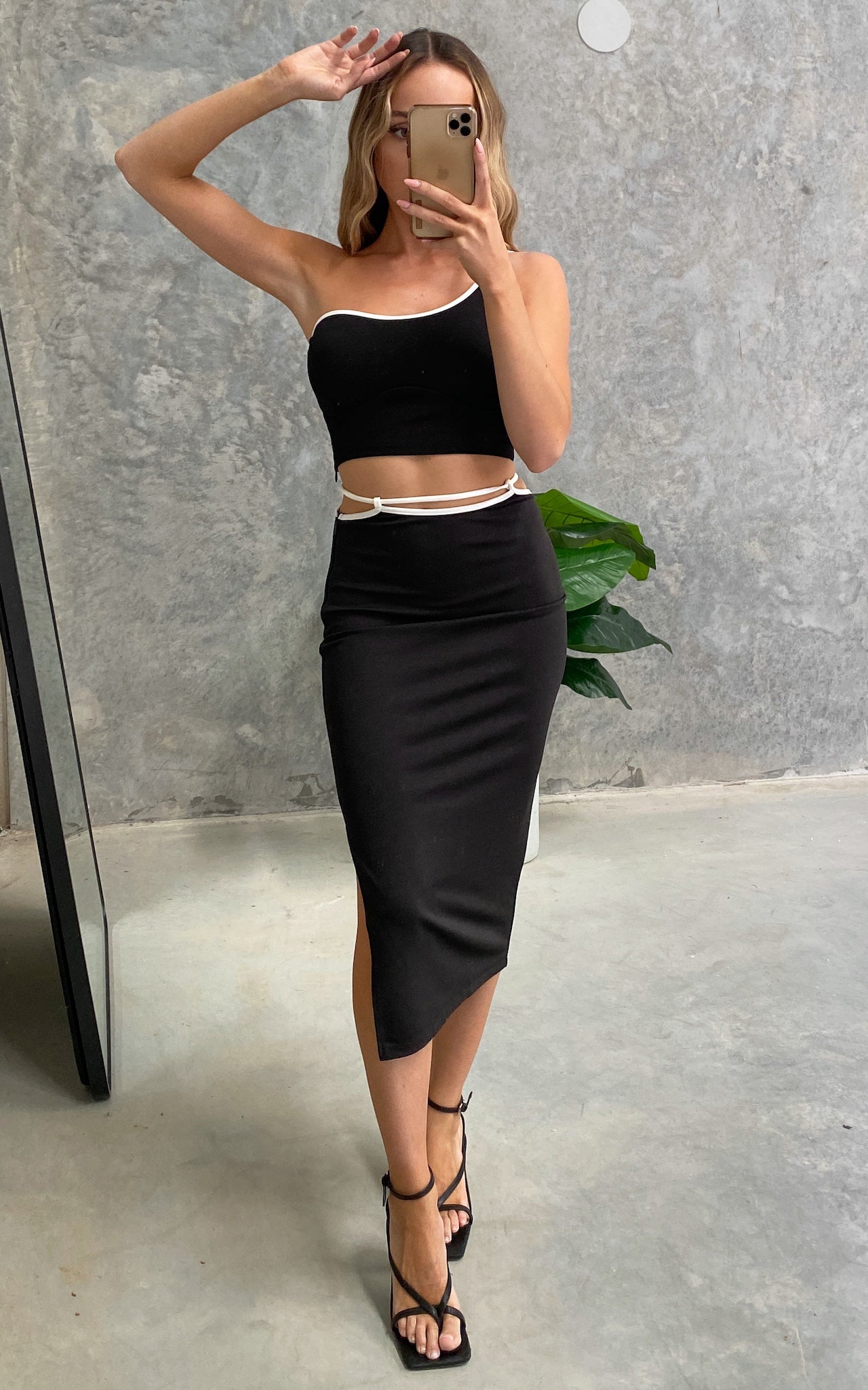 Whitney Skirt - Black