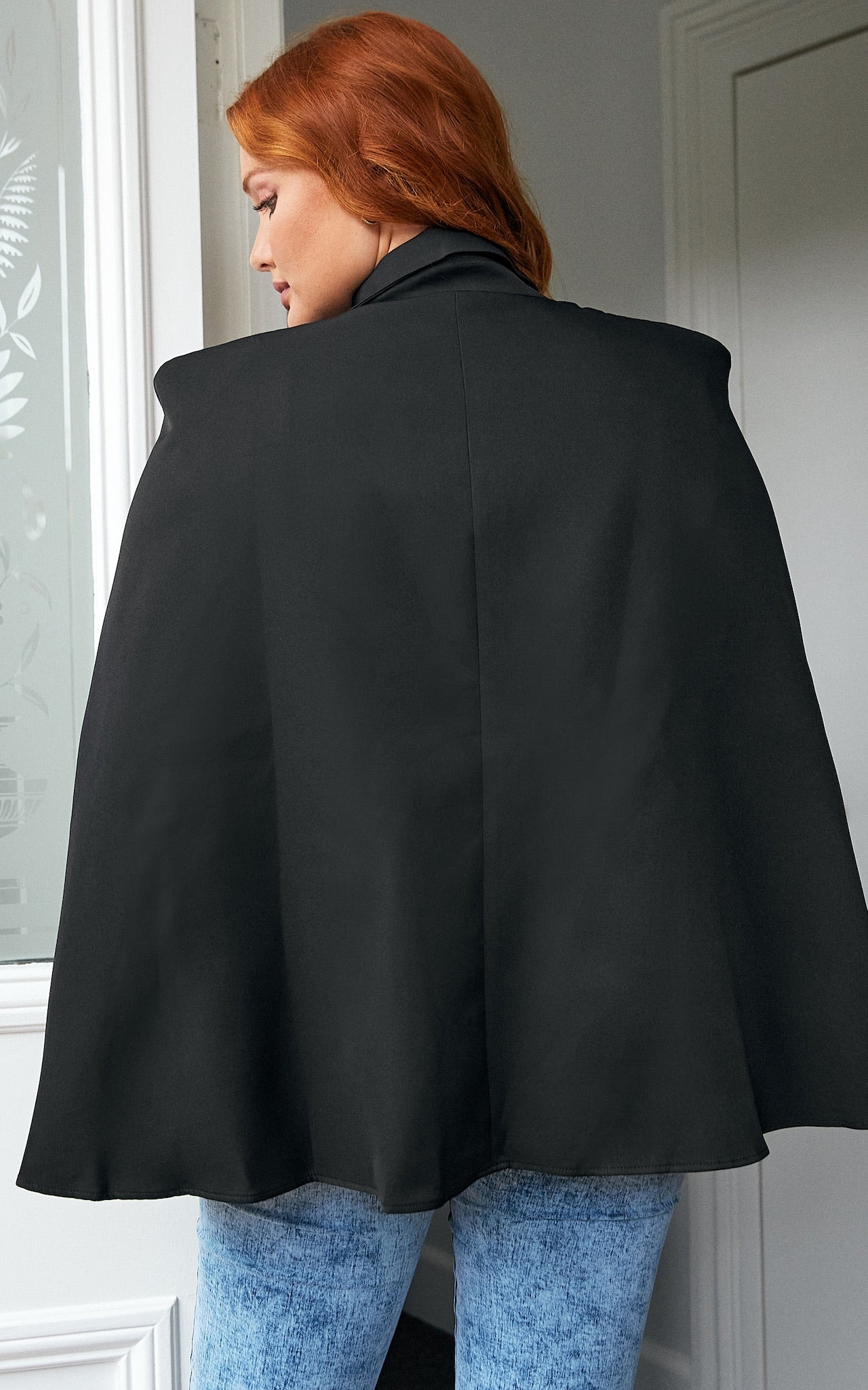 Edition Cape - Black