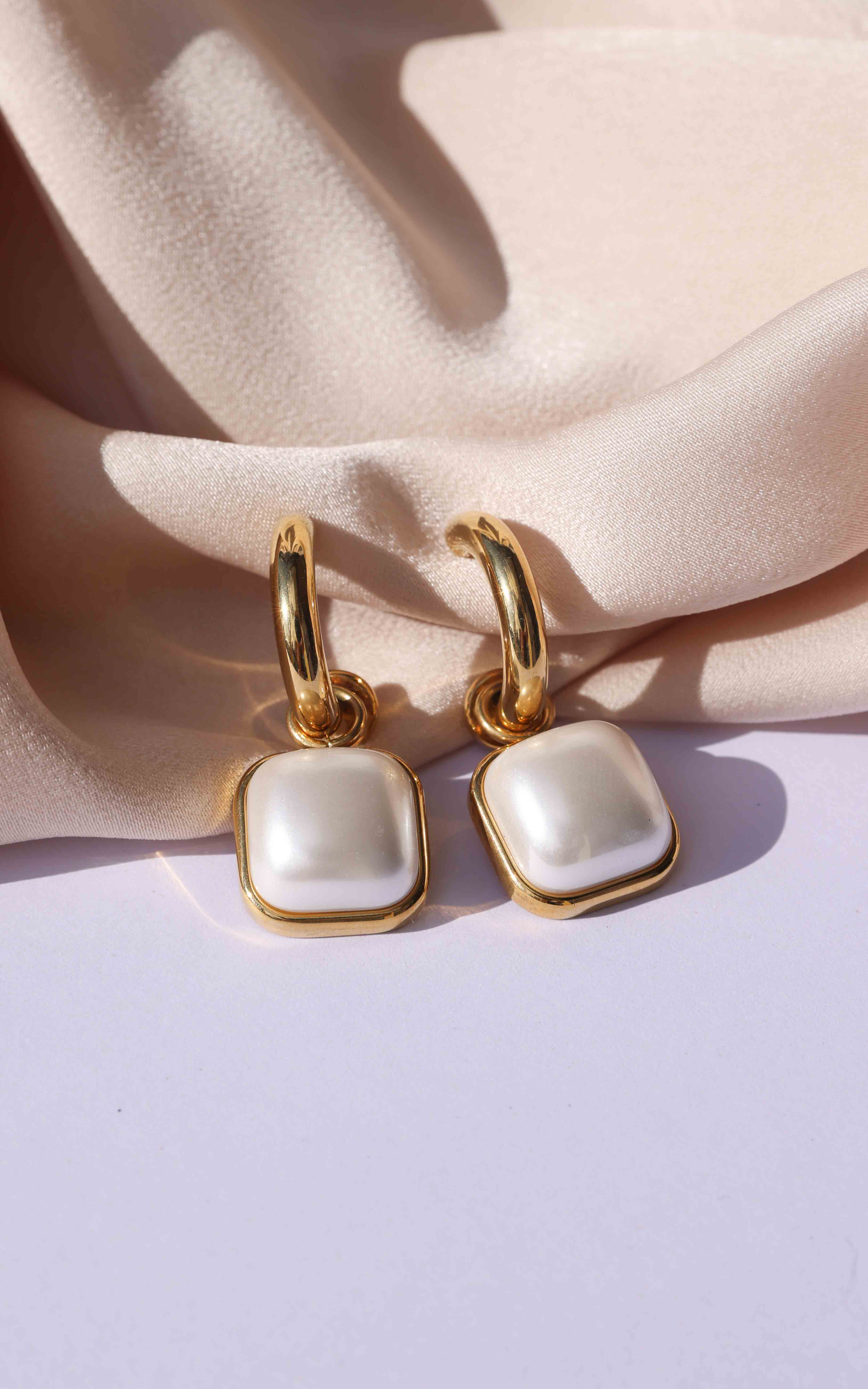 Enrica Hoop Earrings - Gold Square Pearl