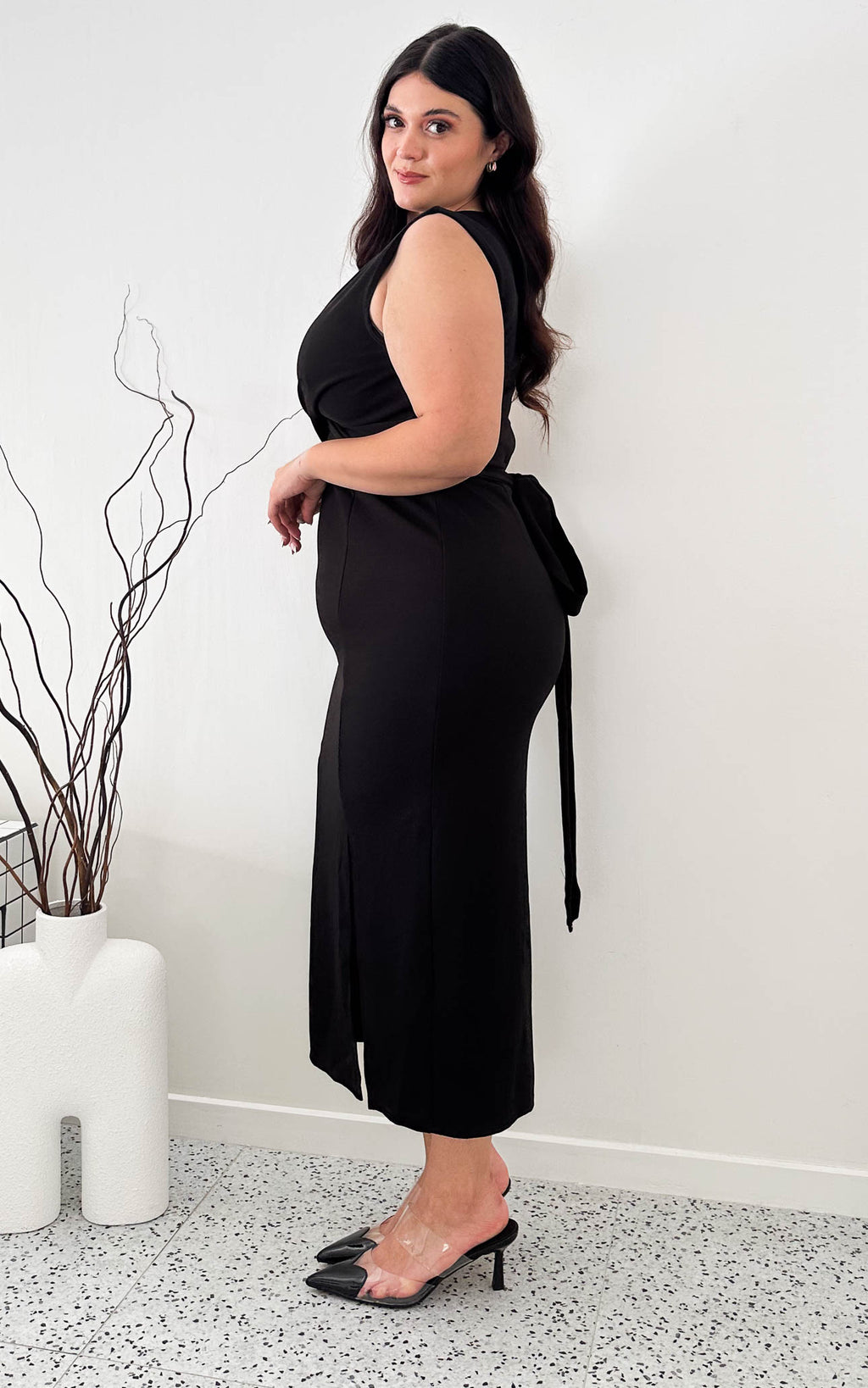 Fergus Sleeveless Midi Dress - Black