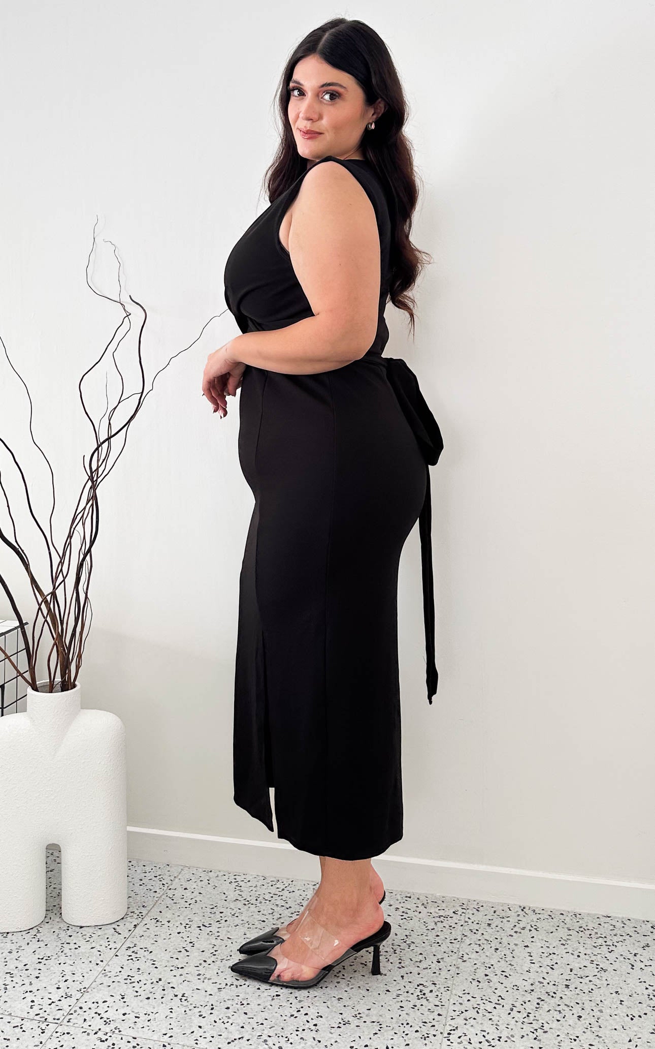 Fergus Sleeveless Midi Dress - Black