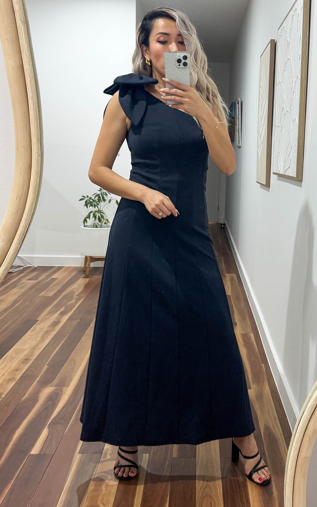 Finlee Bow Maxi Dress - Navy Black