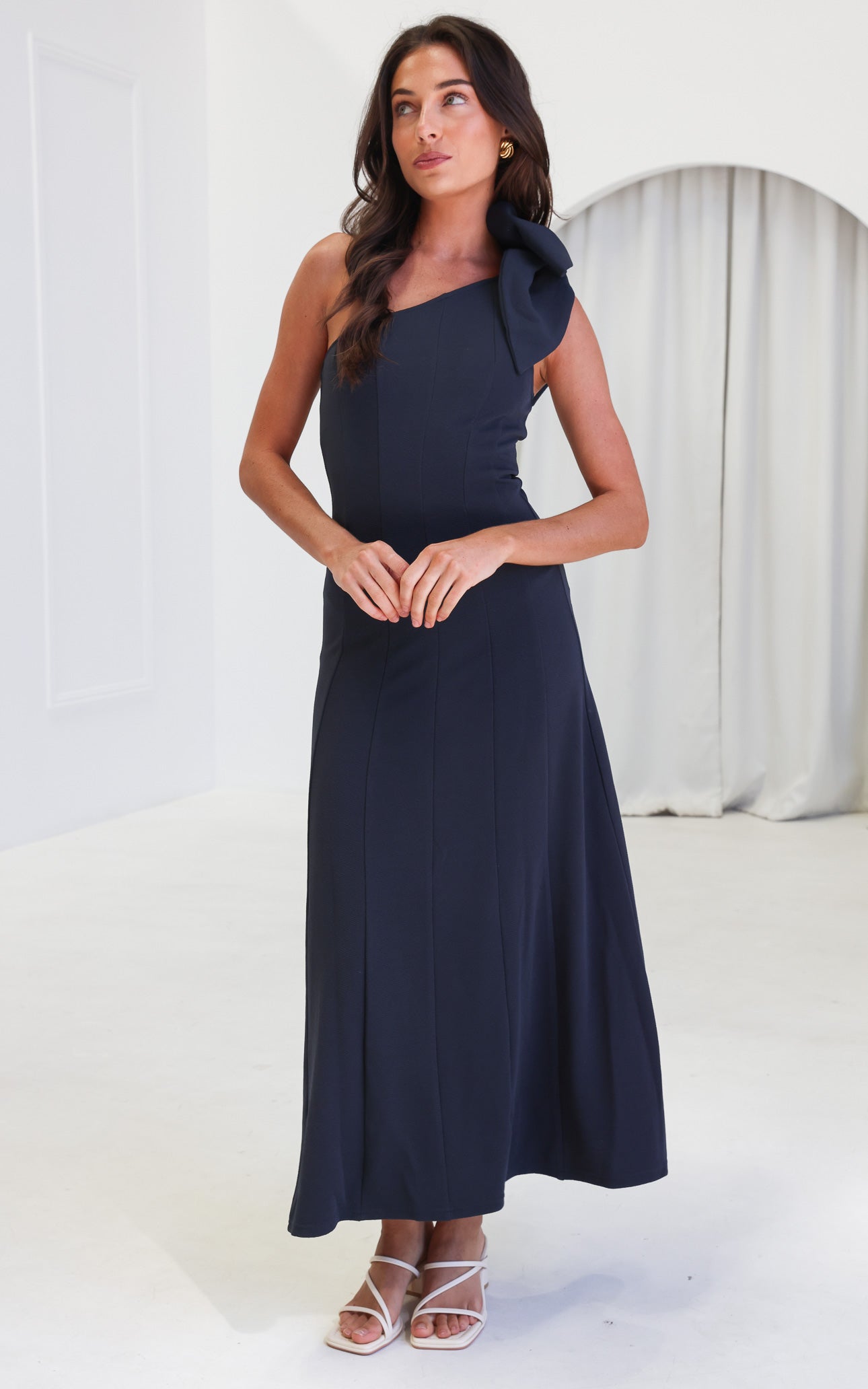 Finlee Bow Maxi Dress - Navy Black