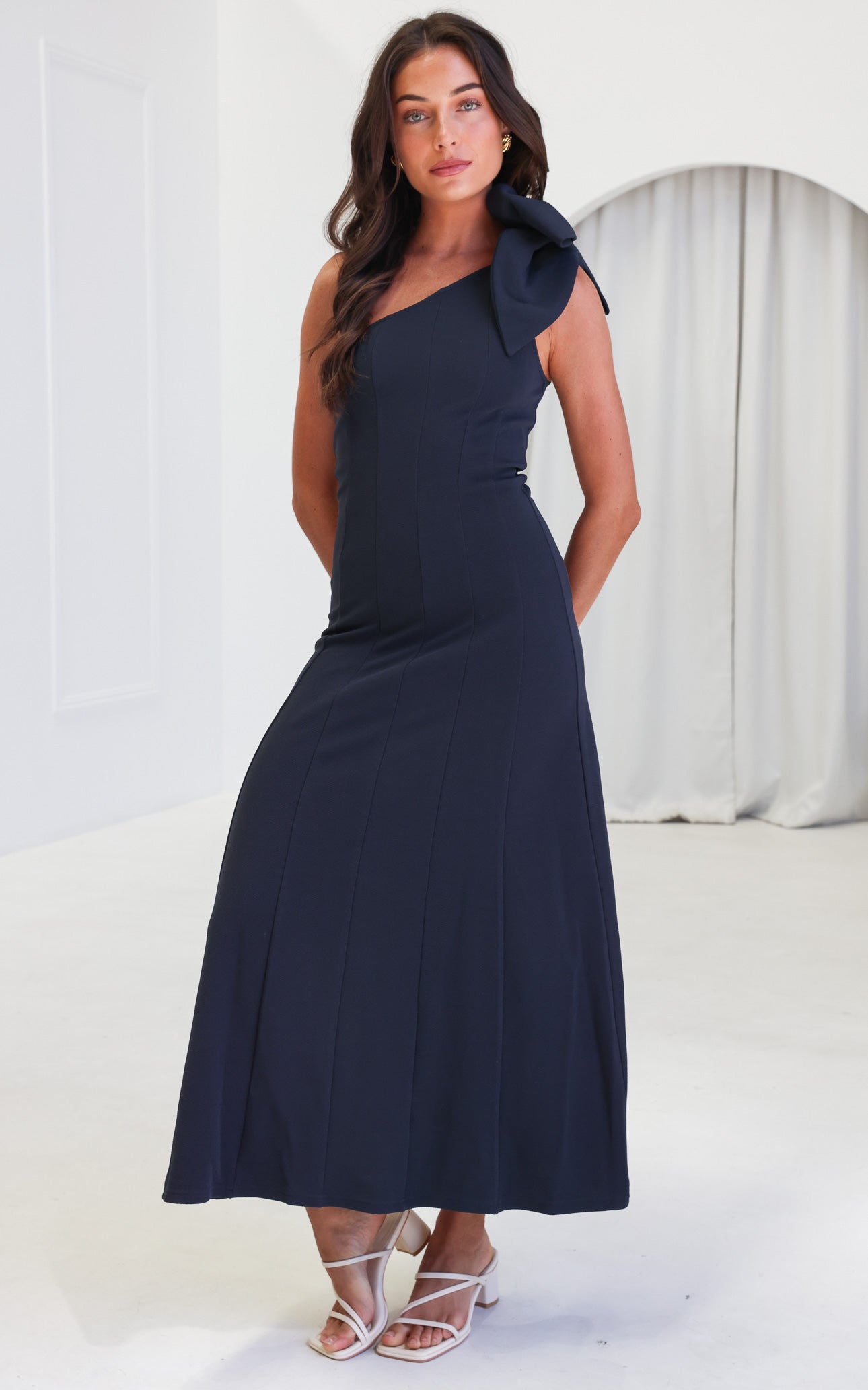 Finlee Bow Maxi Dress - Navy Black