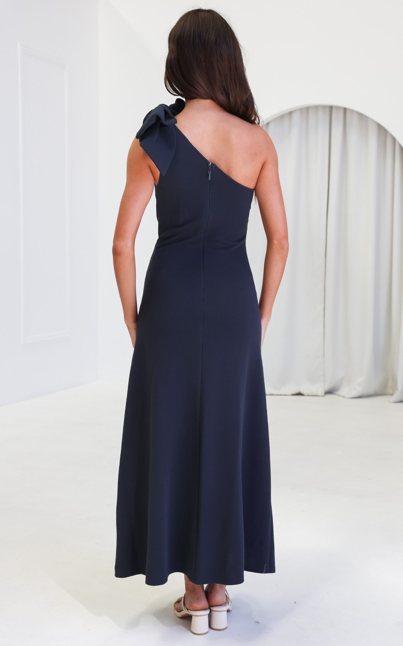 Finlee Bow Maxi Dress - Navy Black