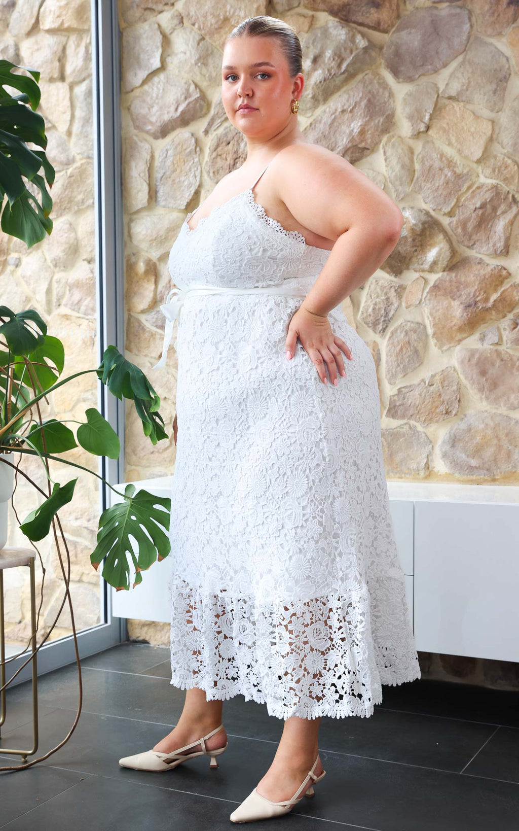 Fleur Lace Midi Dress - White