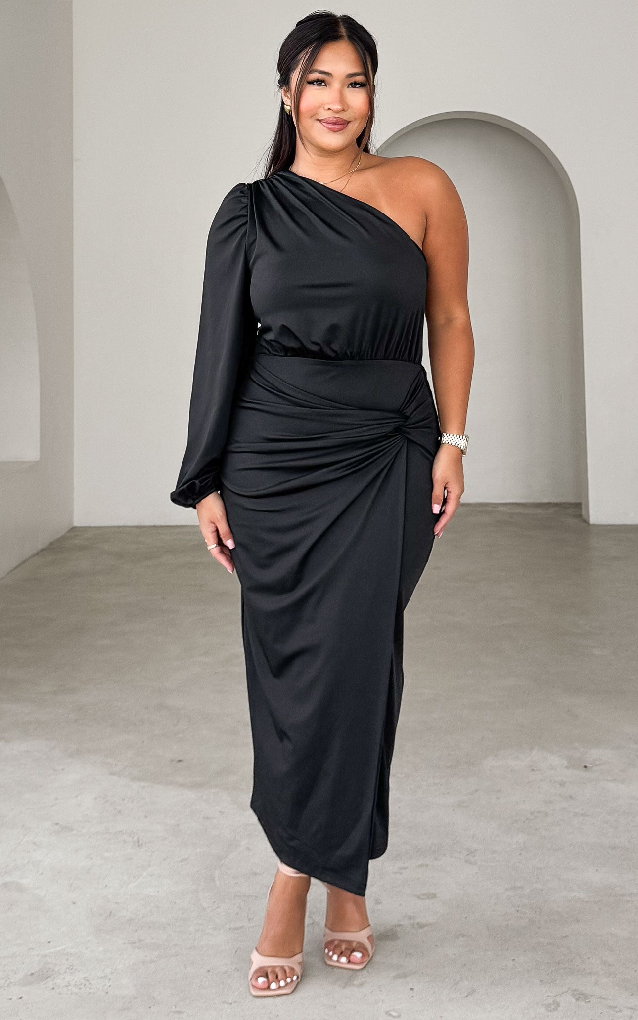 Frida Midi Dress - Black
