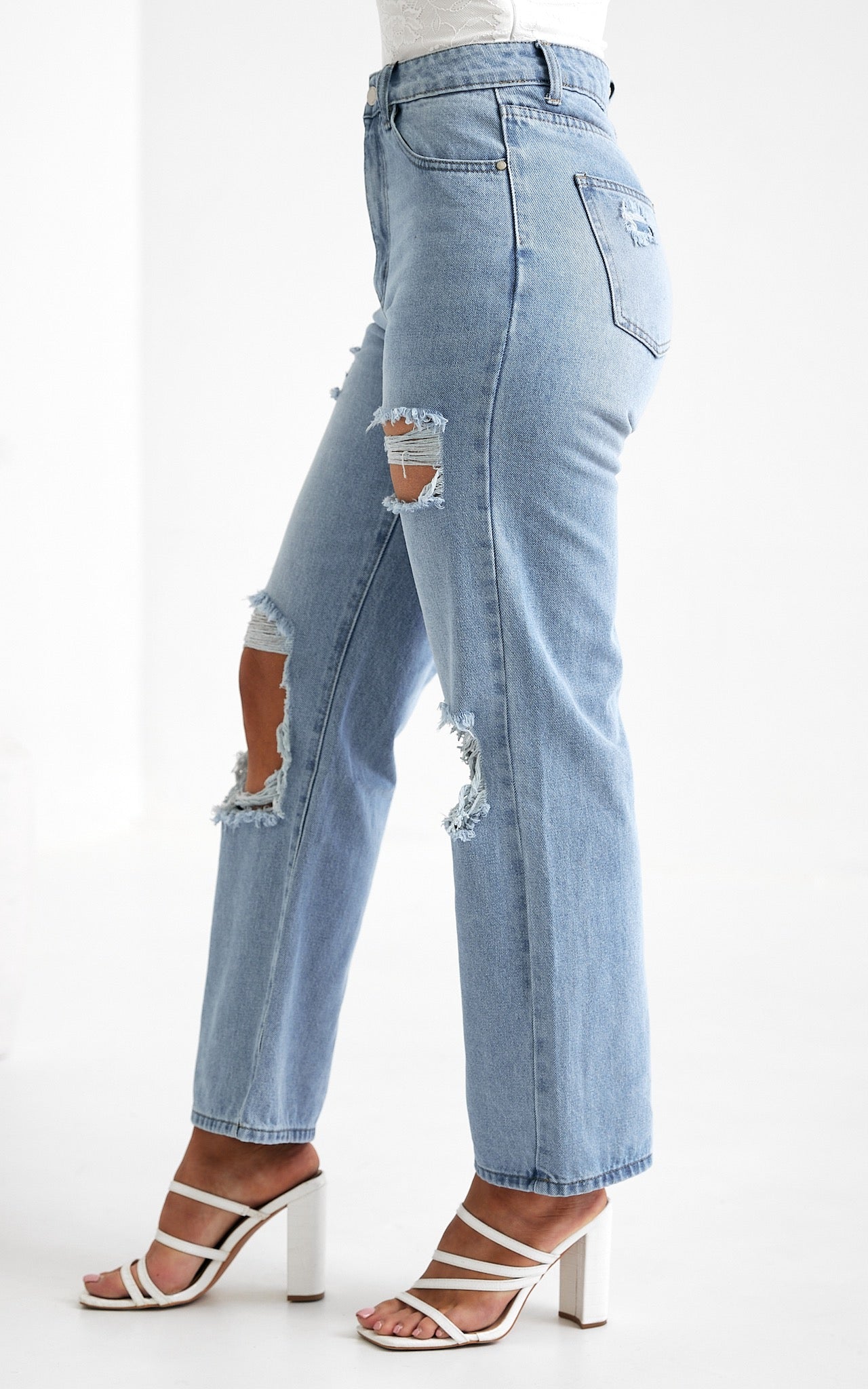 Genesis Straight Leg Jeans - Light Blue