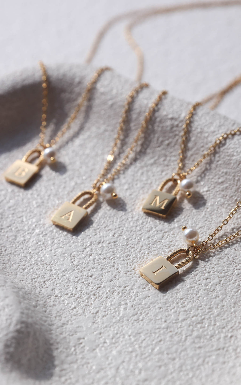 Lulu Letter Lock and Pearl Necklace - Gold