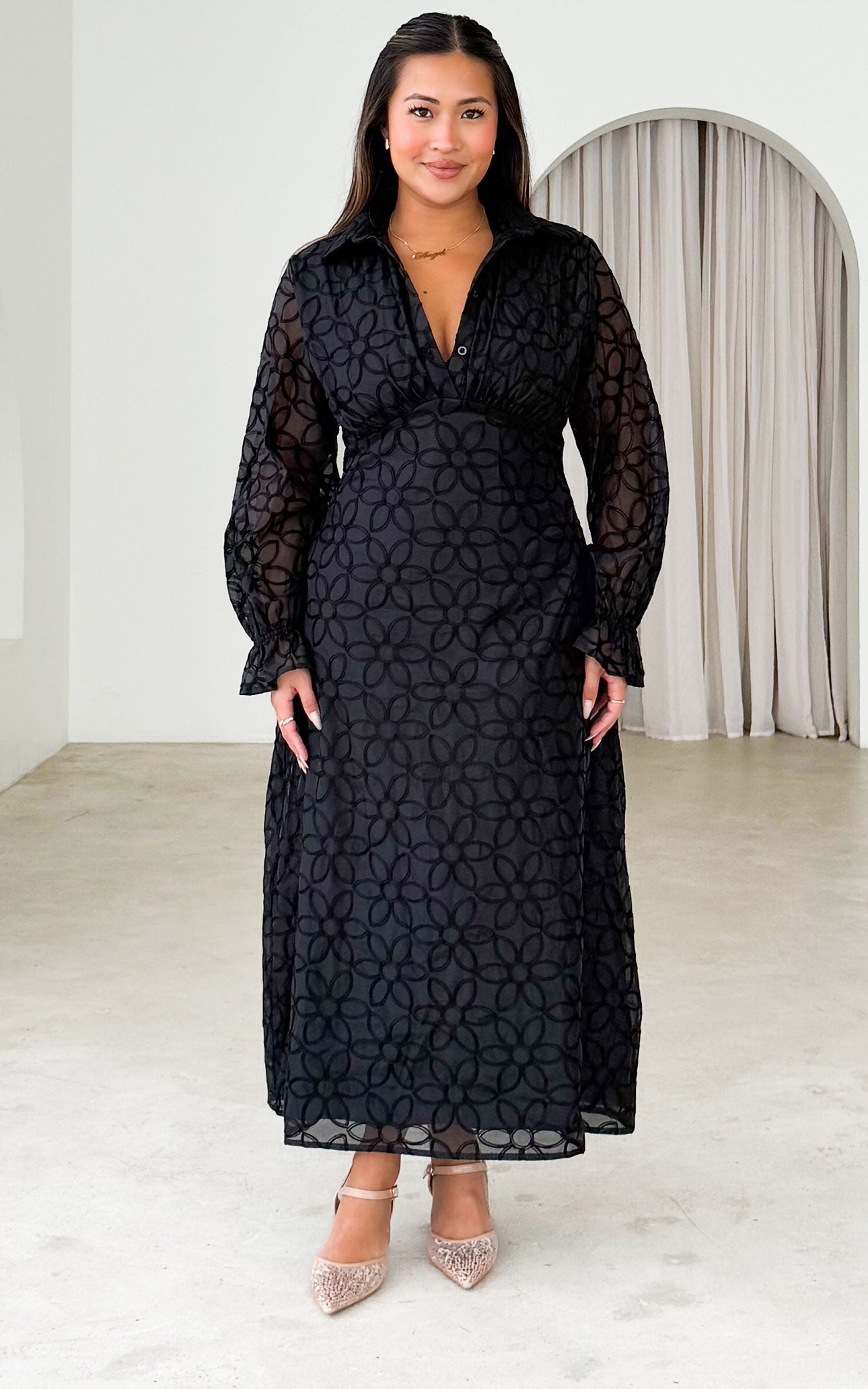 Gabbie Long Sleeve Maxi Dress - Black Floral Texture