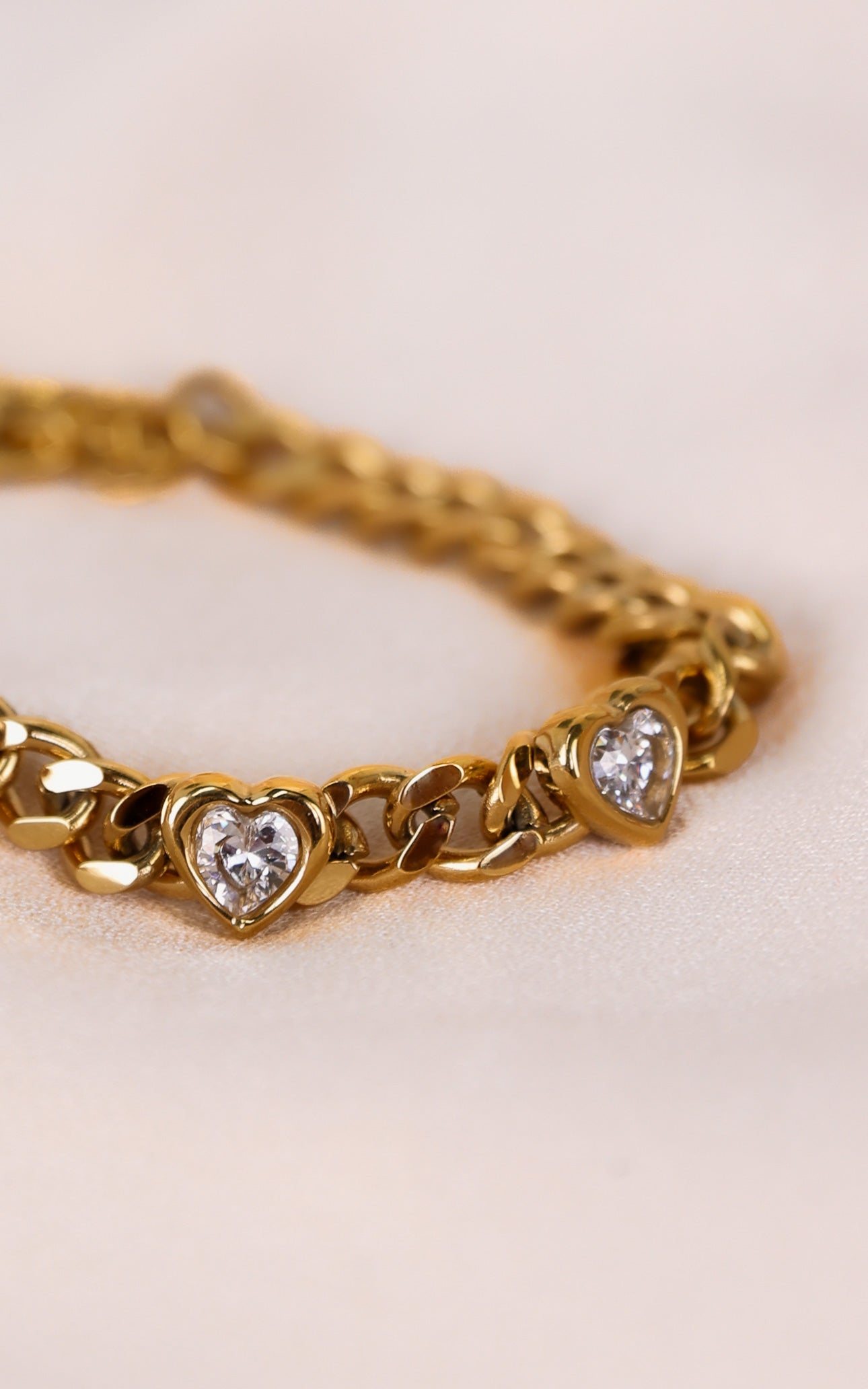 Heartful Bracelet - Gold Heart Diamante