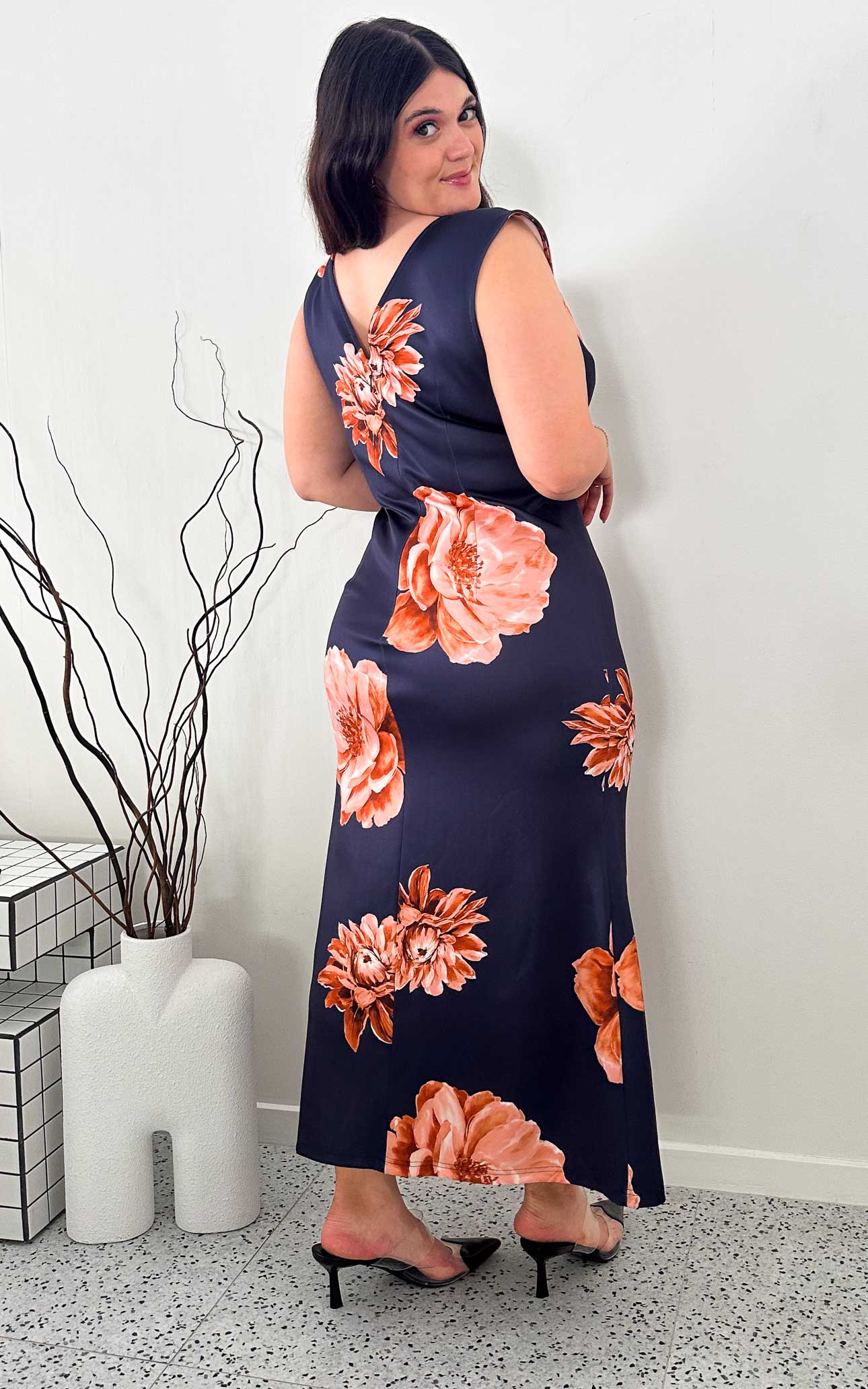 Hivita Maxi Dress - Navy Peach Floral