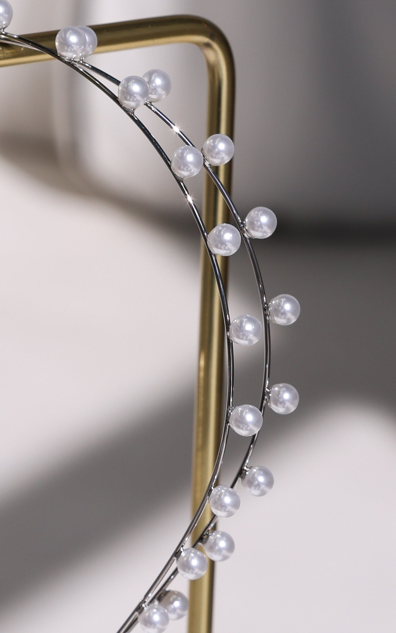 Harlow Crossover Headband - Silver Pearl