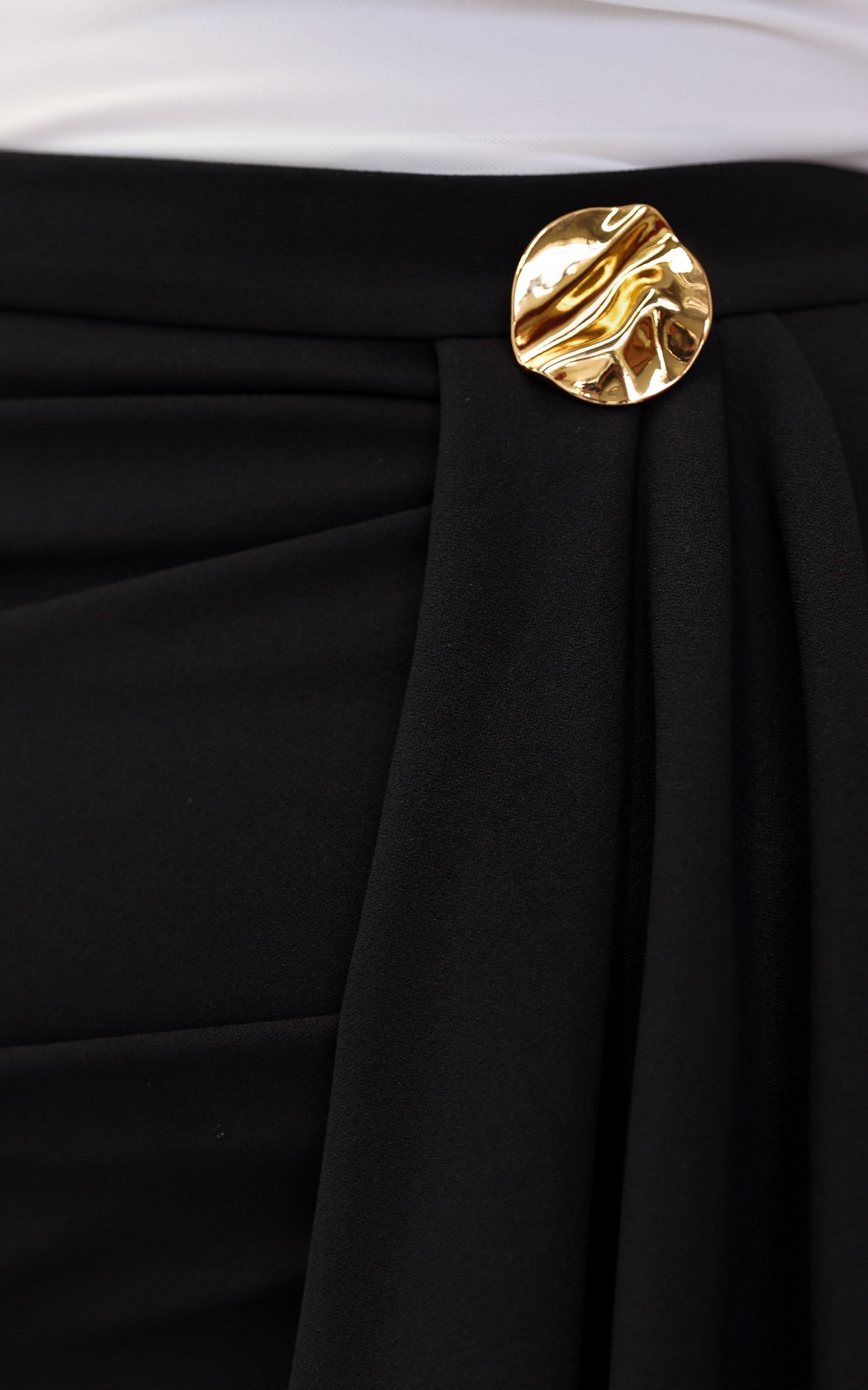 Indra Midi Skirt - Black