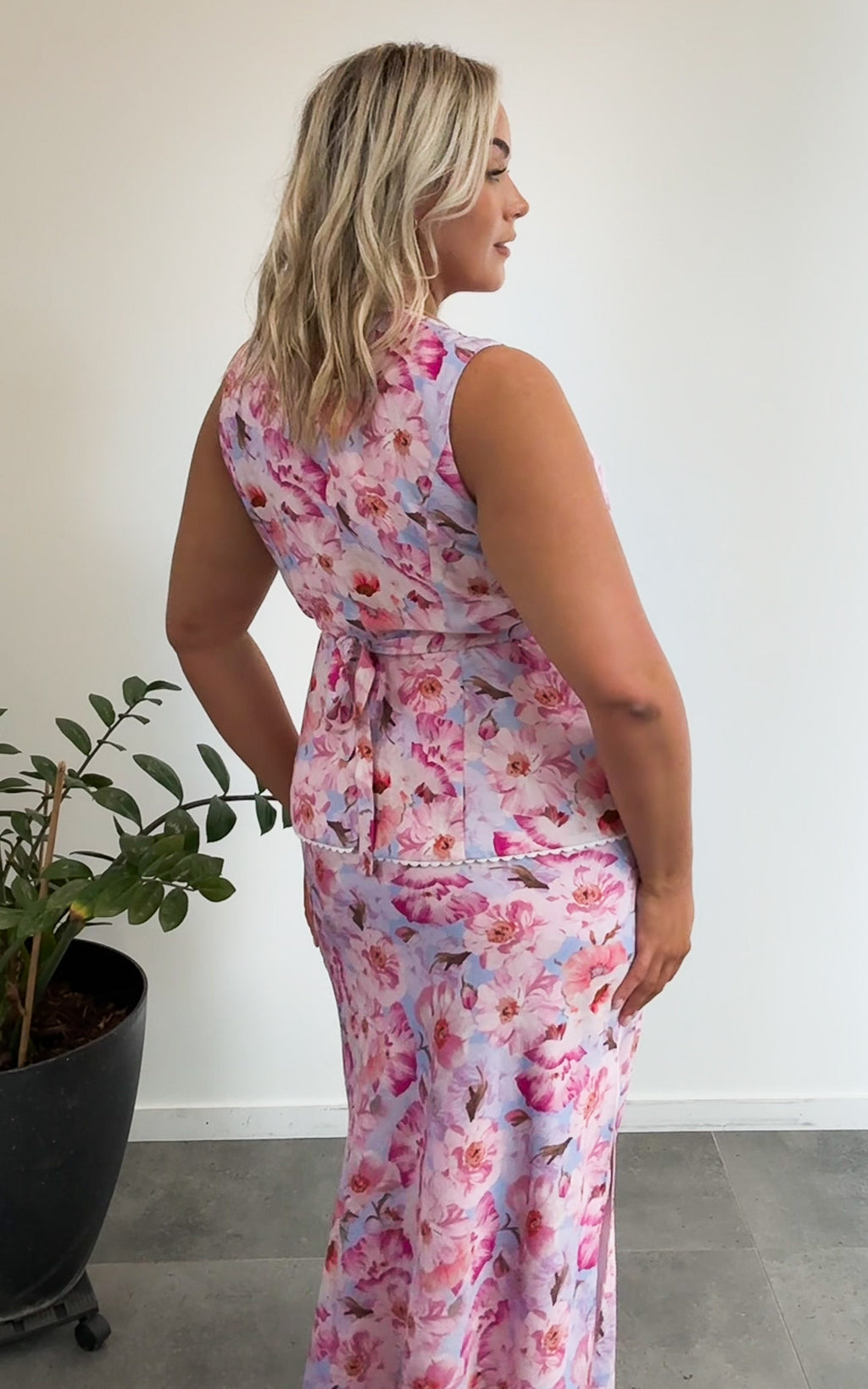 Inez Vest Top - Pink Blue Floral