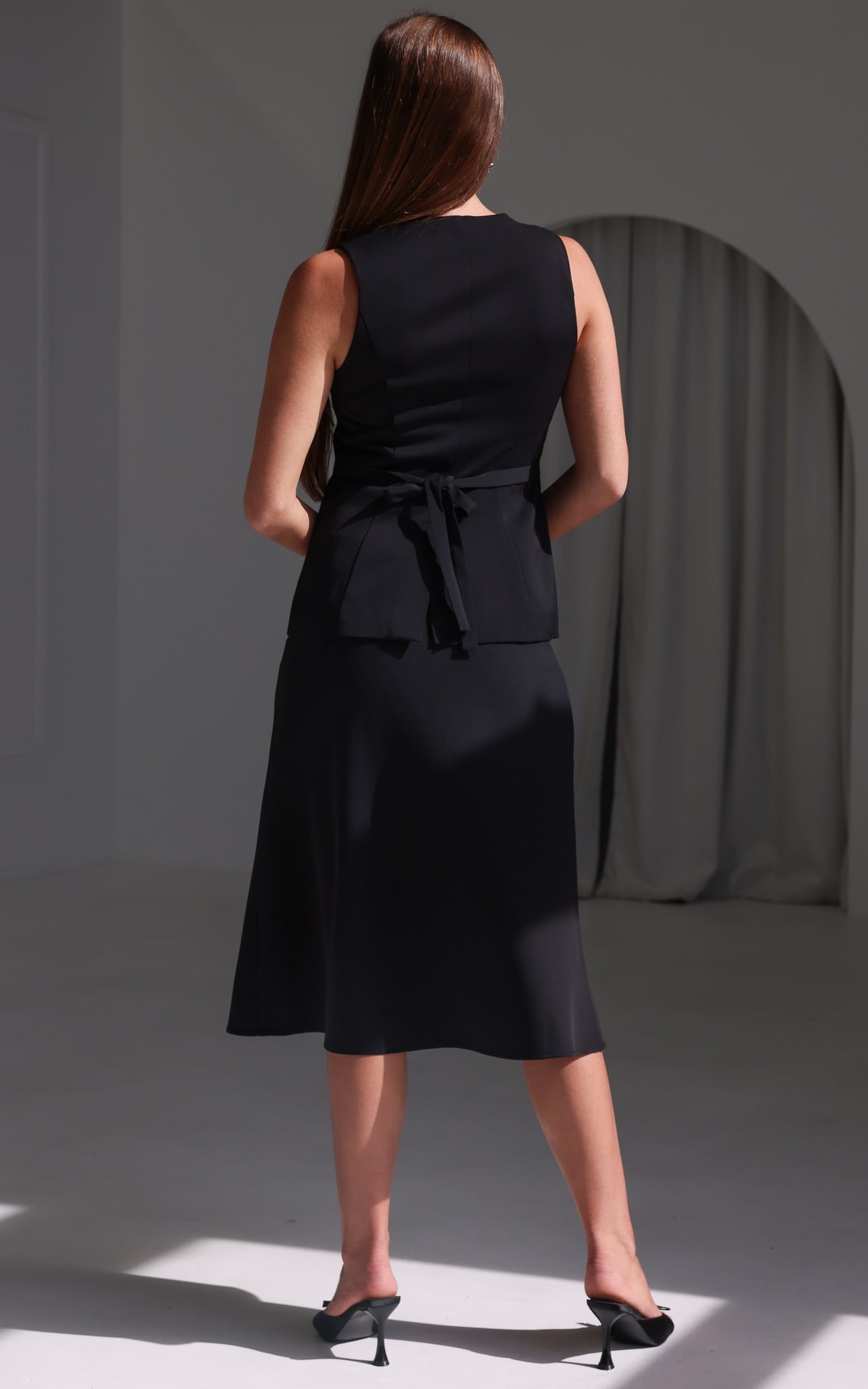 Inez Vest Top - Black
