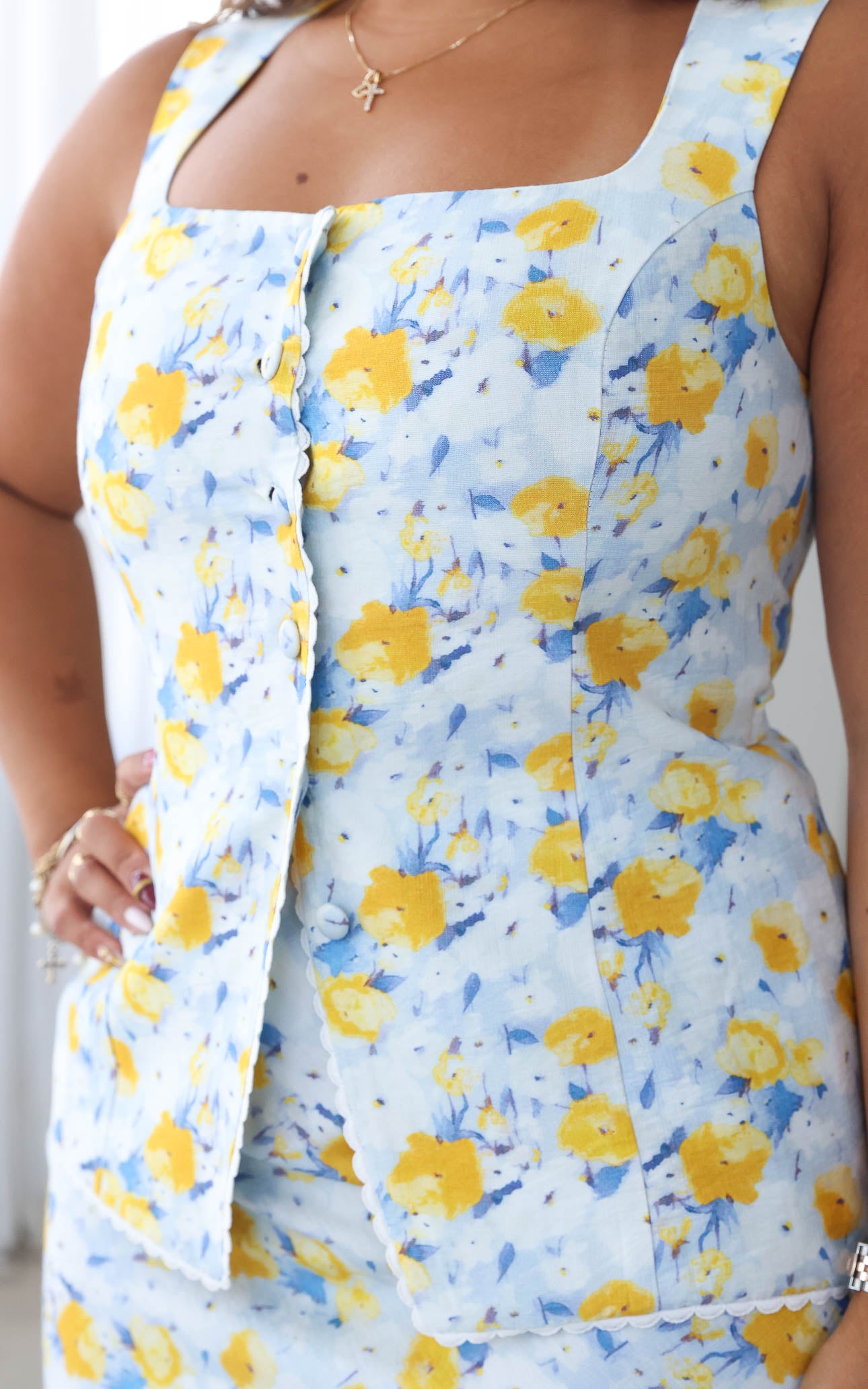 Inez Vest Top - Blue Yellow Floral
