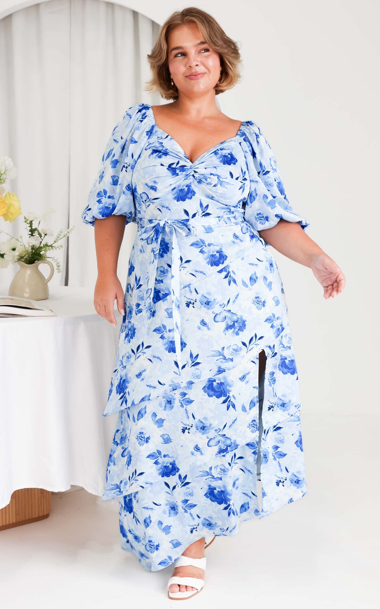 (Preorder) Janice Maxi Dress - Blue Floral