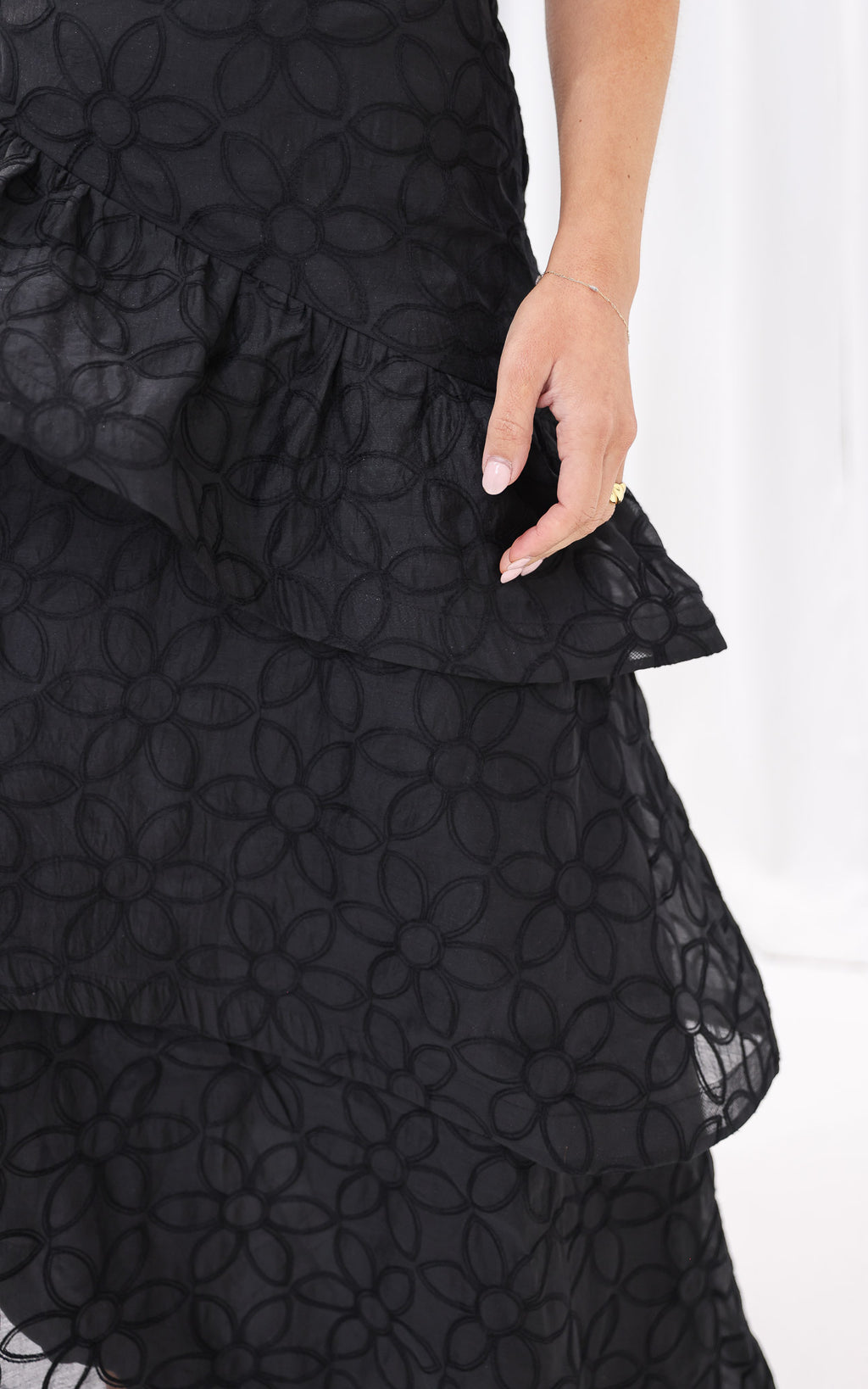 Bradshaw Maxi Dress - Black Floral Texture