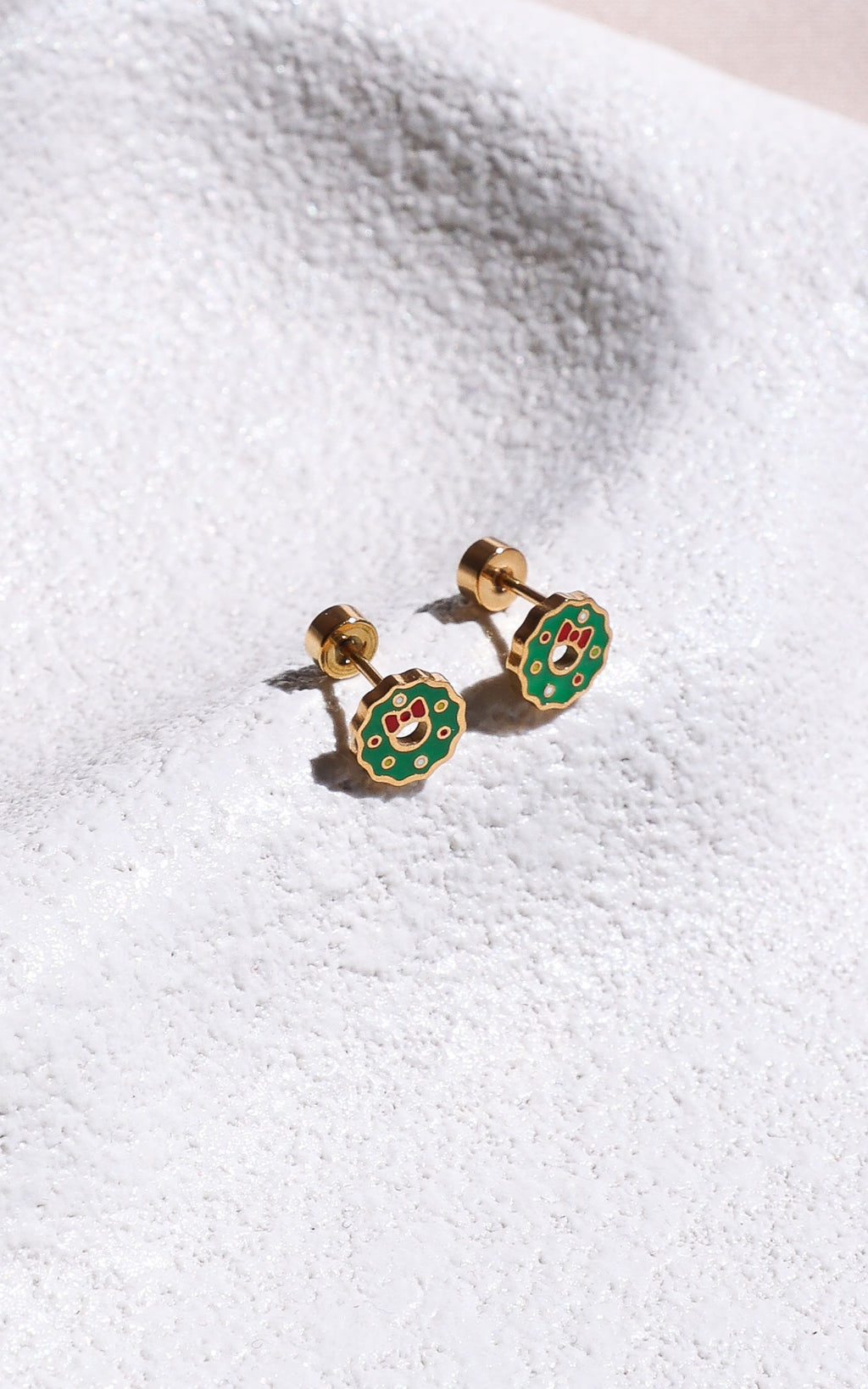 Jingle Dainty Stud Earrings - Gold Wreath