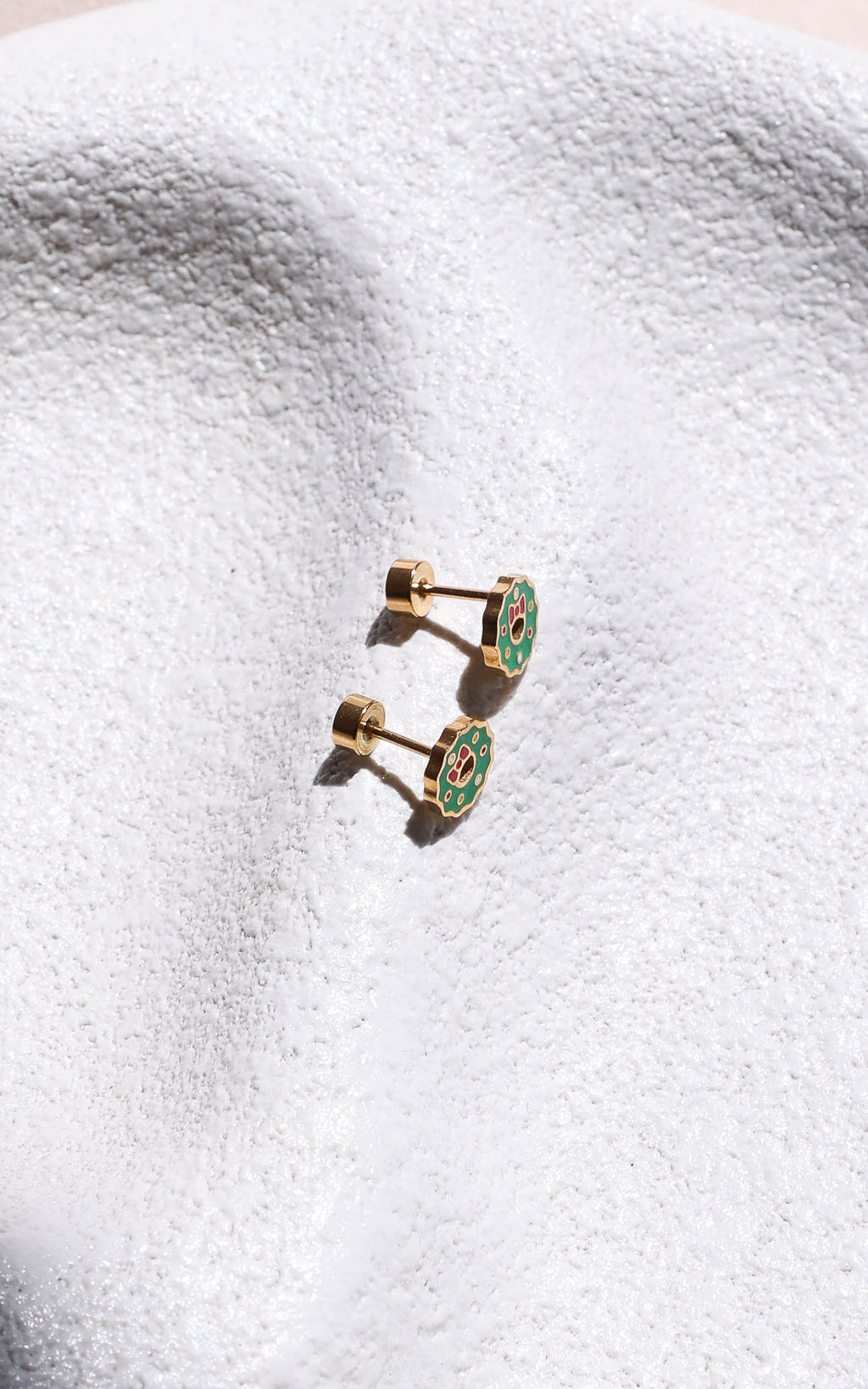 Jingle Dainty Stud Earrings - Gold Wreath