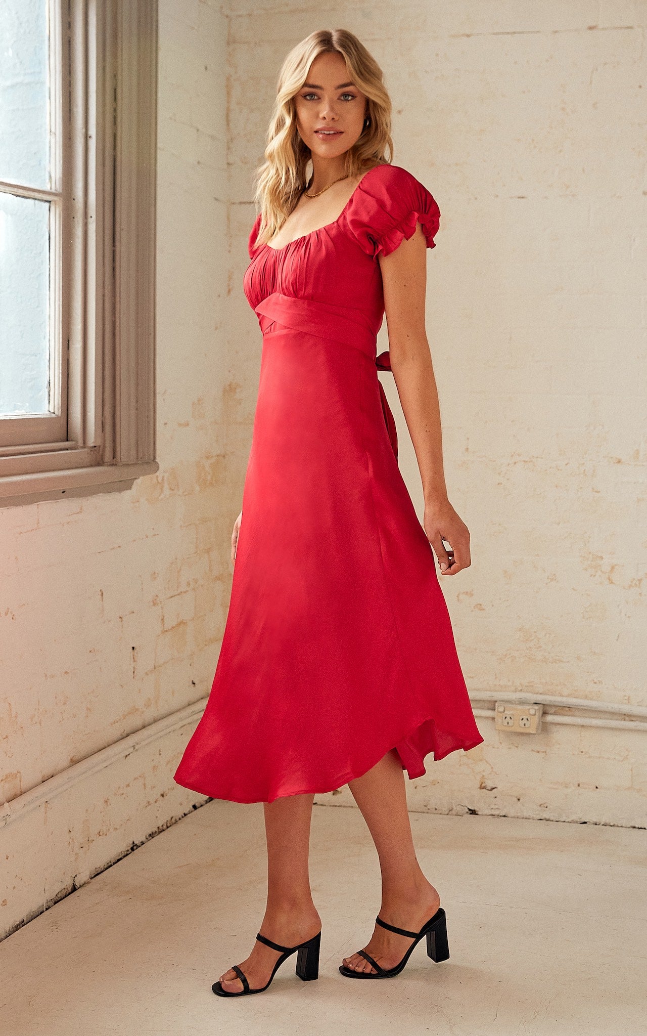 Jolene Dip Hem Midi Dress - Red