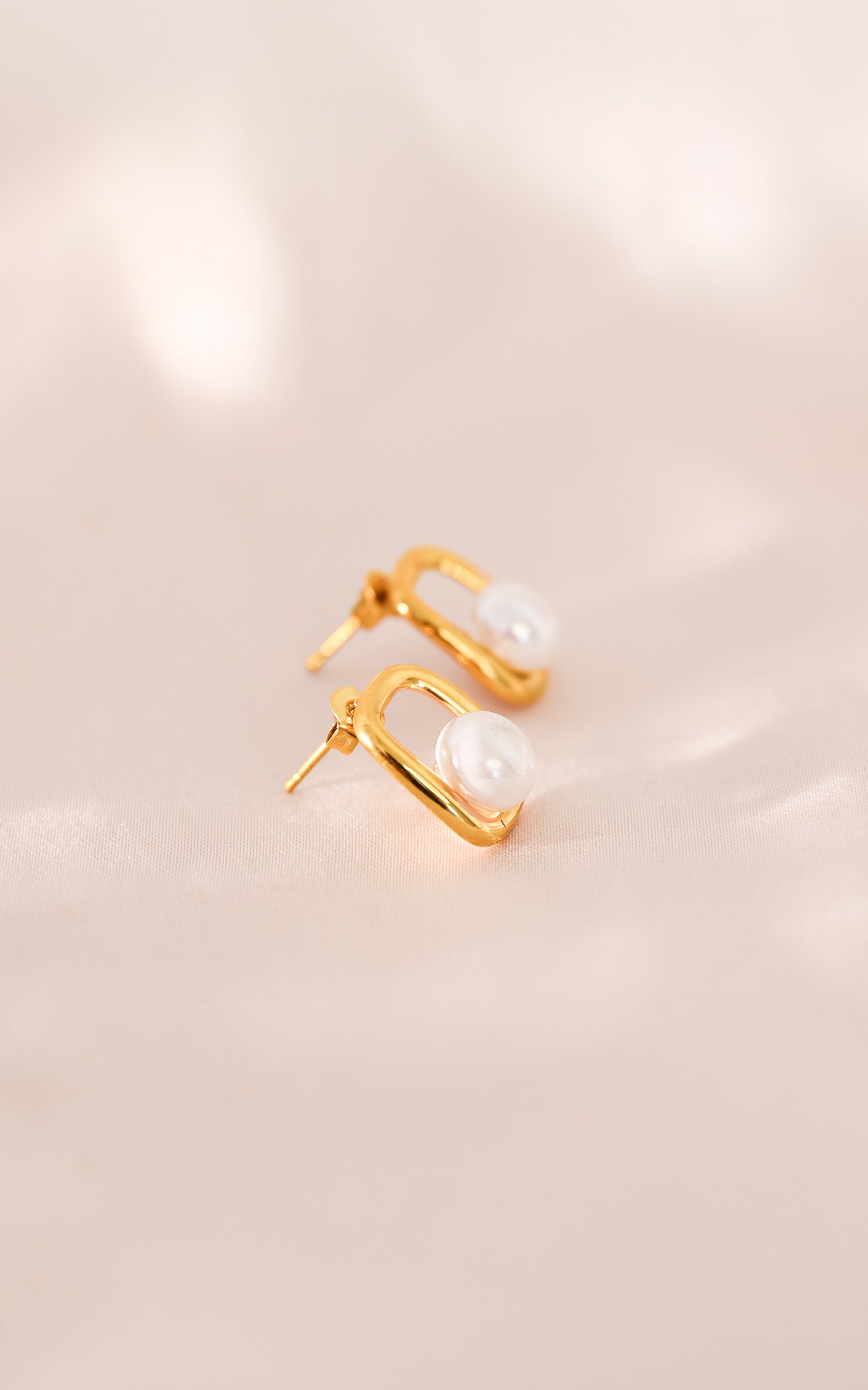 Josia Stud Earrings - Gold Rectangle Pearl