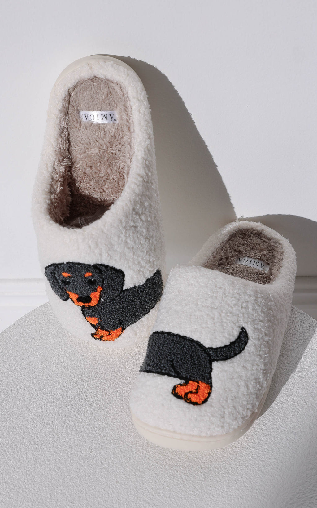 Sausage Dog Scuff Slippers - Black