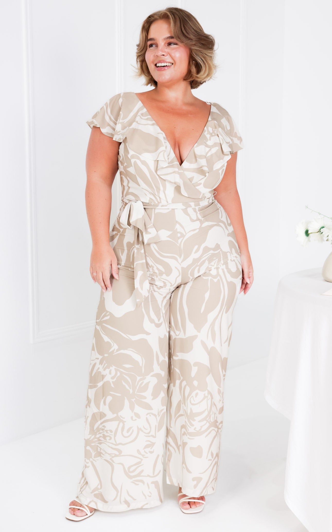 Grazina Jumpsuit - Beige Floral