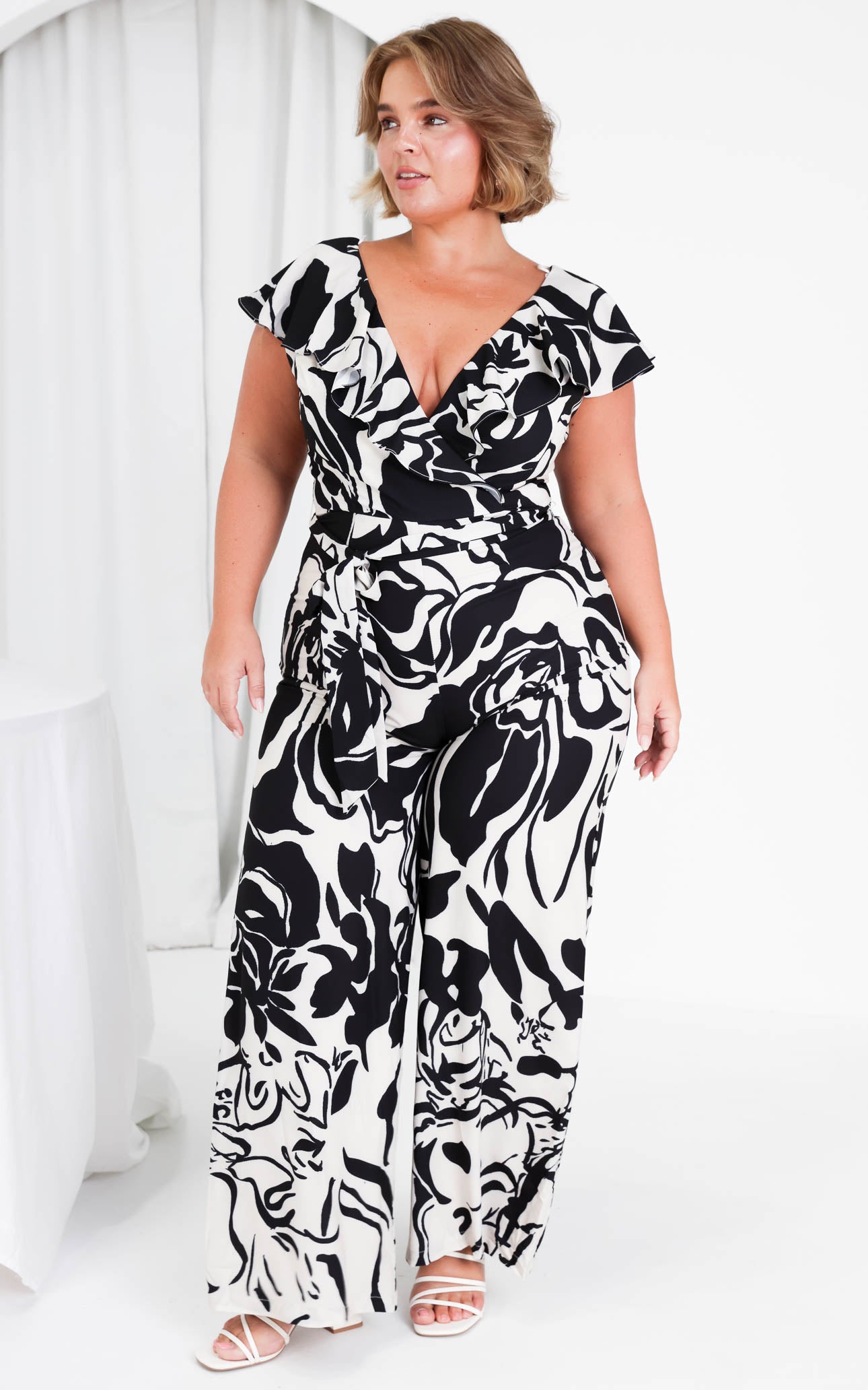 Grazina Jumpsuit - Black Floral