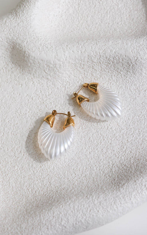 Kadie Hoop Earrings - Gold White Ribbed